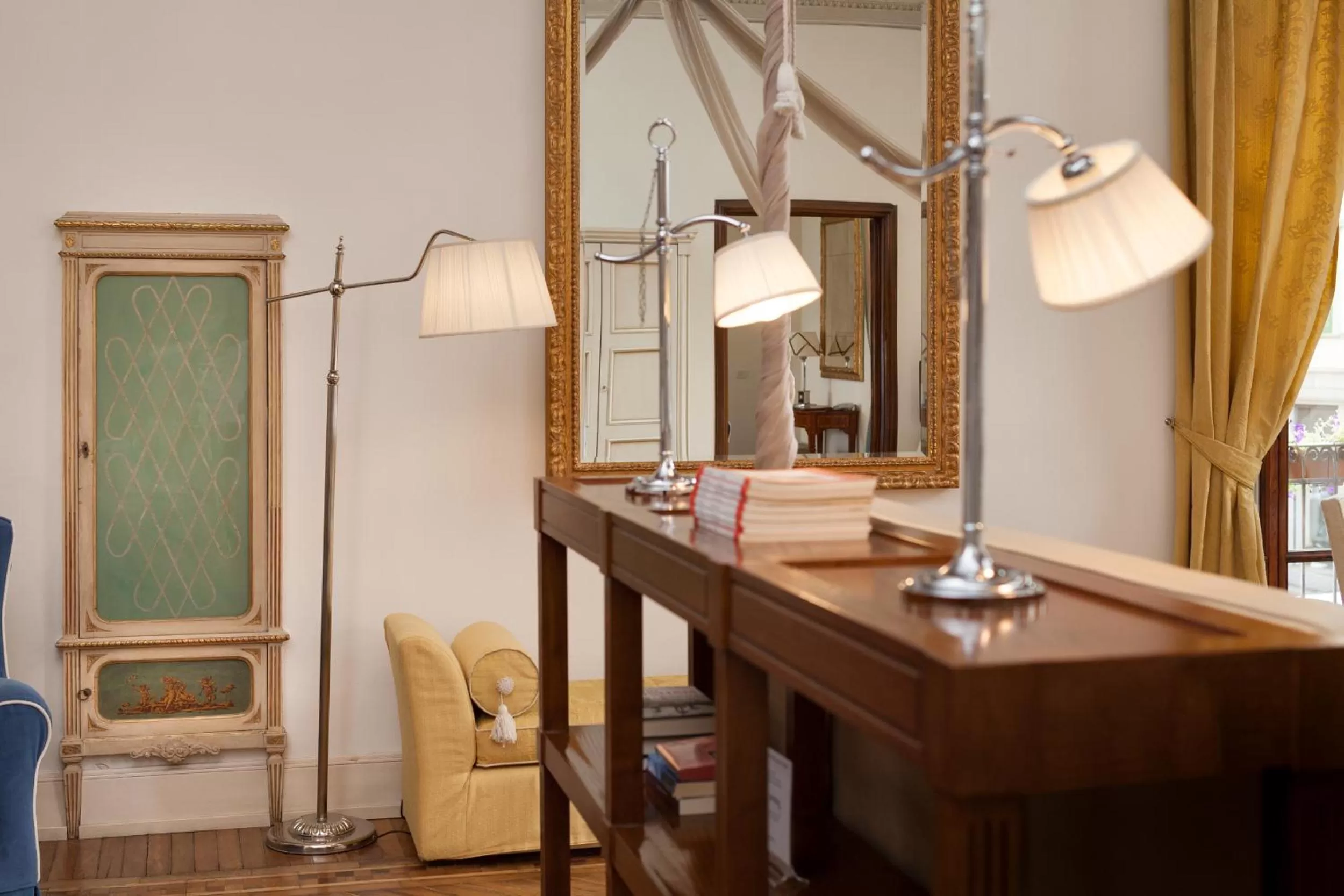 Decorative detail in Hotel Executive