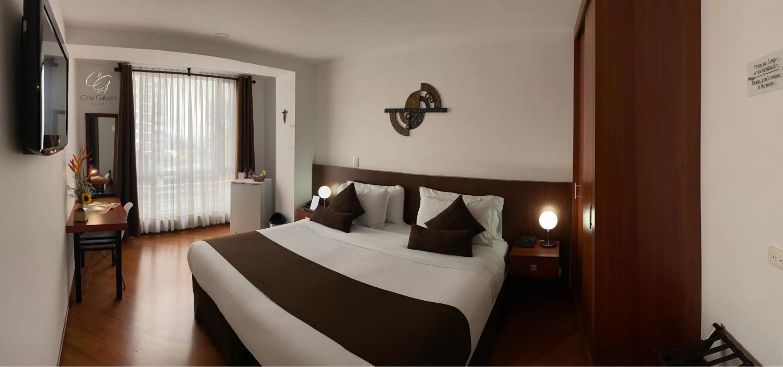 Photo of the whole room, Bed in Hotel Casa Galvez