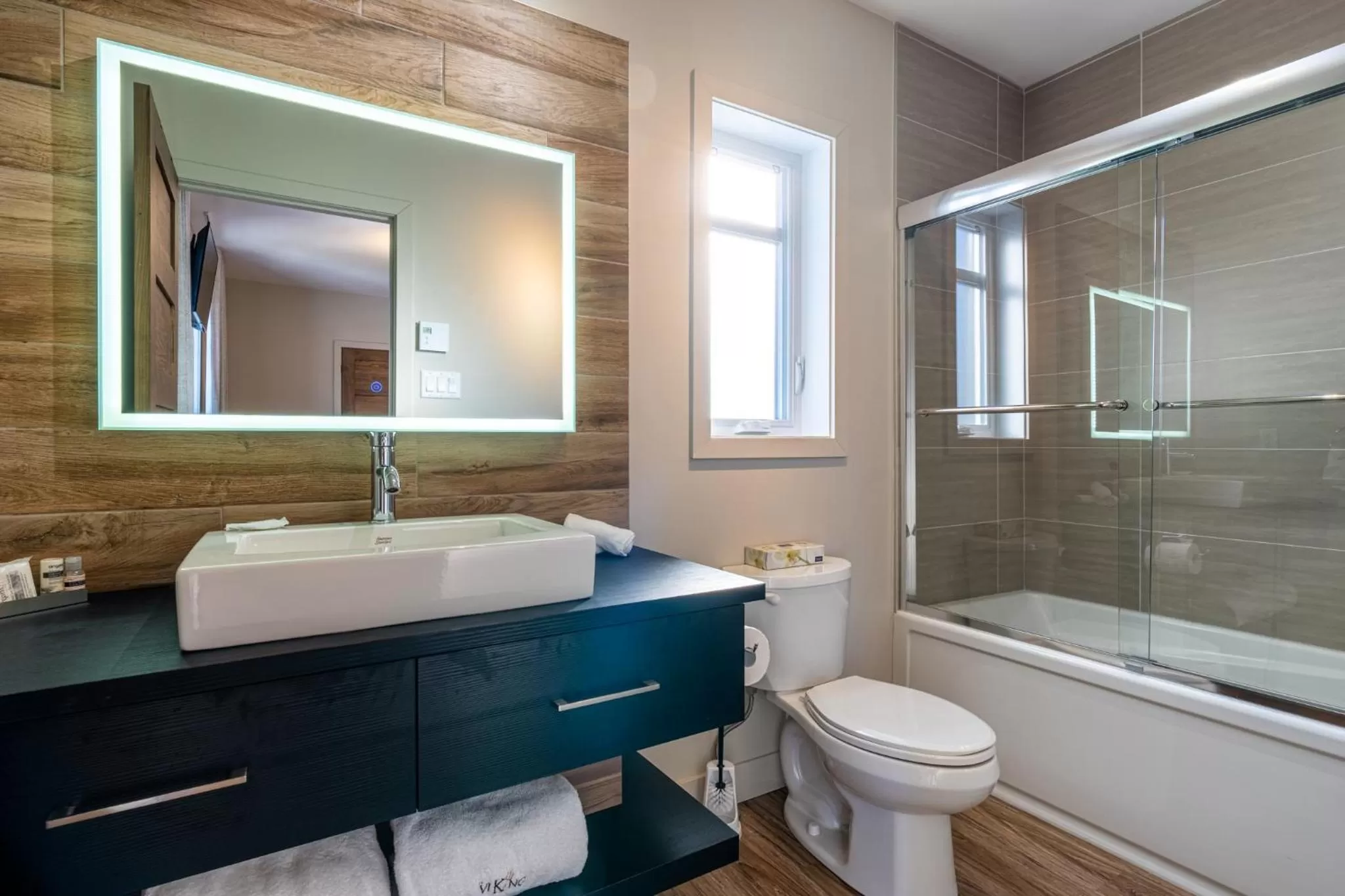 Shower in Le Viking Resort