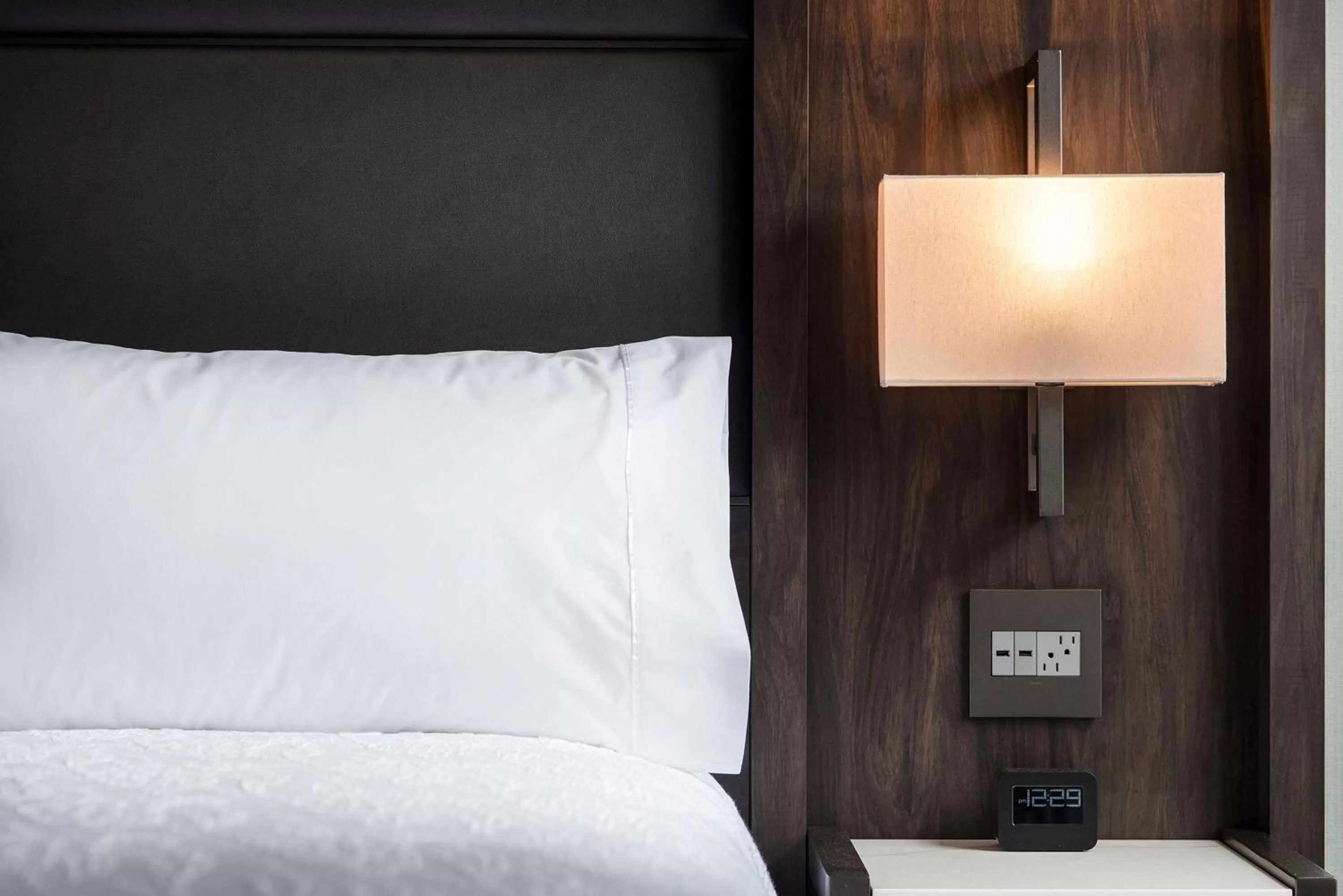 Bed in Hilton Garden Inn Hanover Lebanon