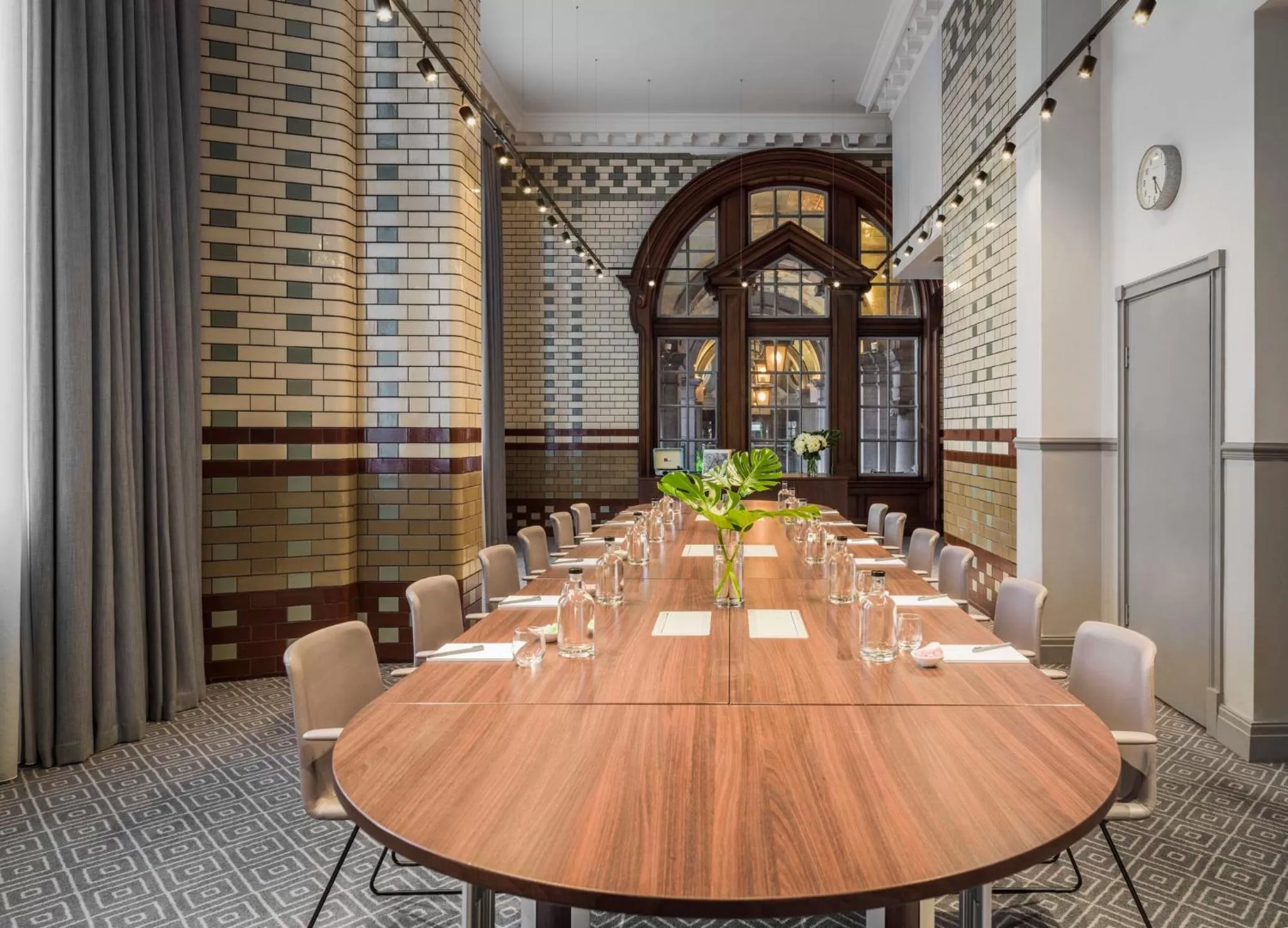 Meeting/conference room in Kimpton Clocktower by IHG