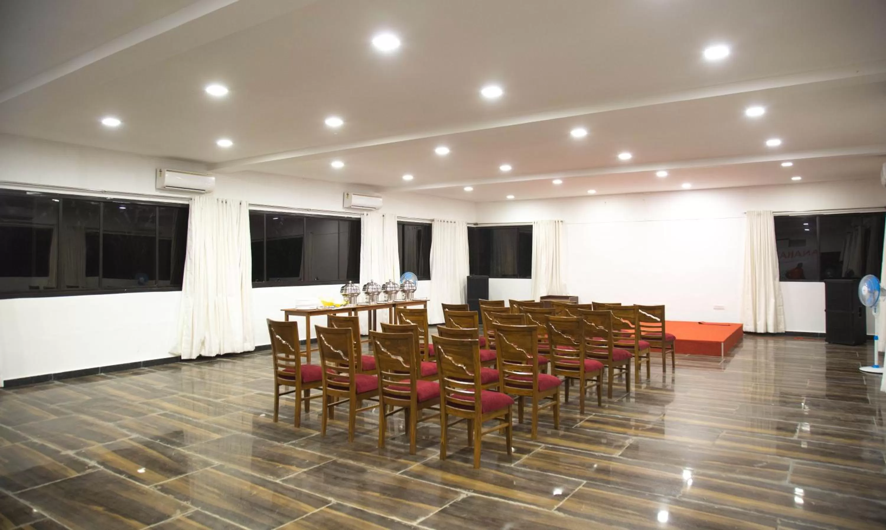 Business facilities in Hotel Arambol Arbour