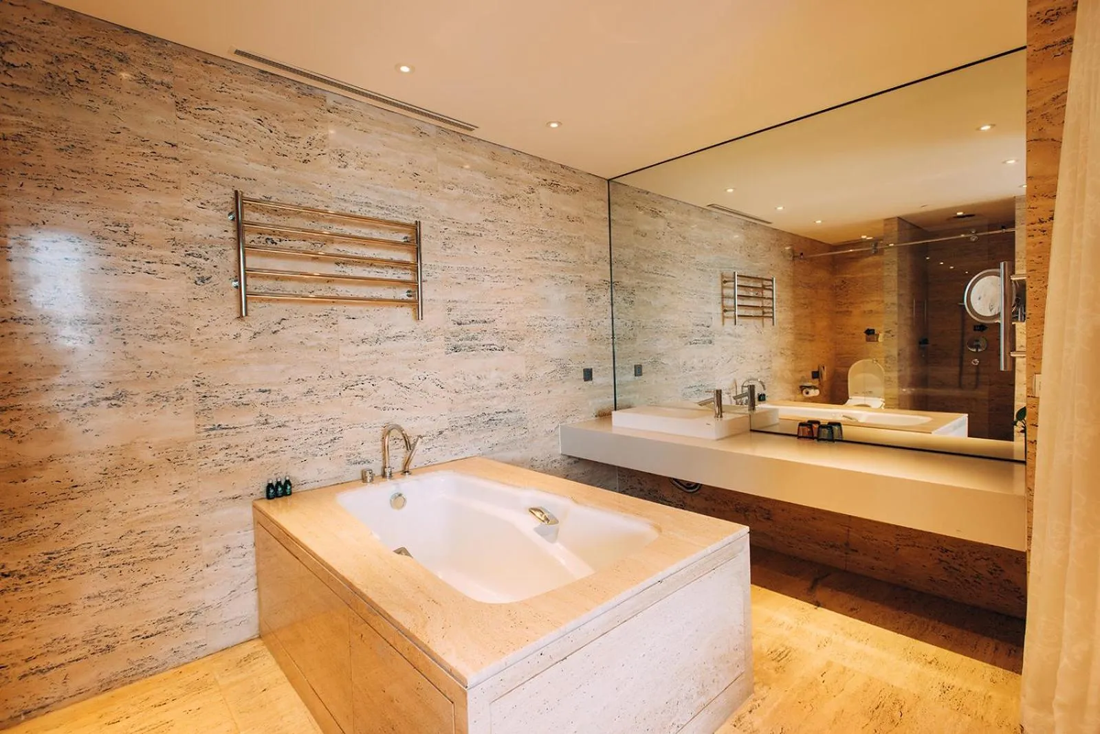 Bathroom in Orient-Anyi international Hotel