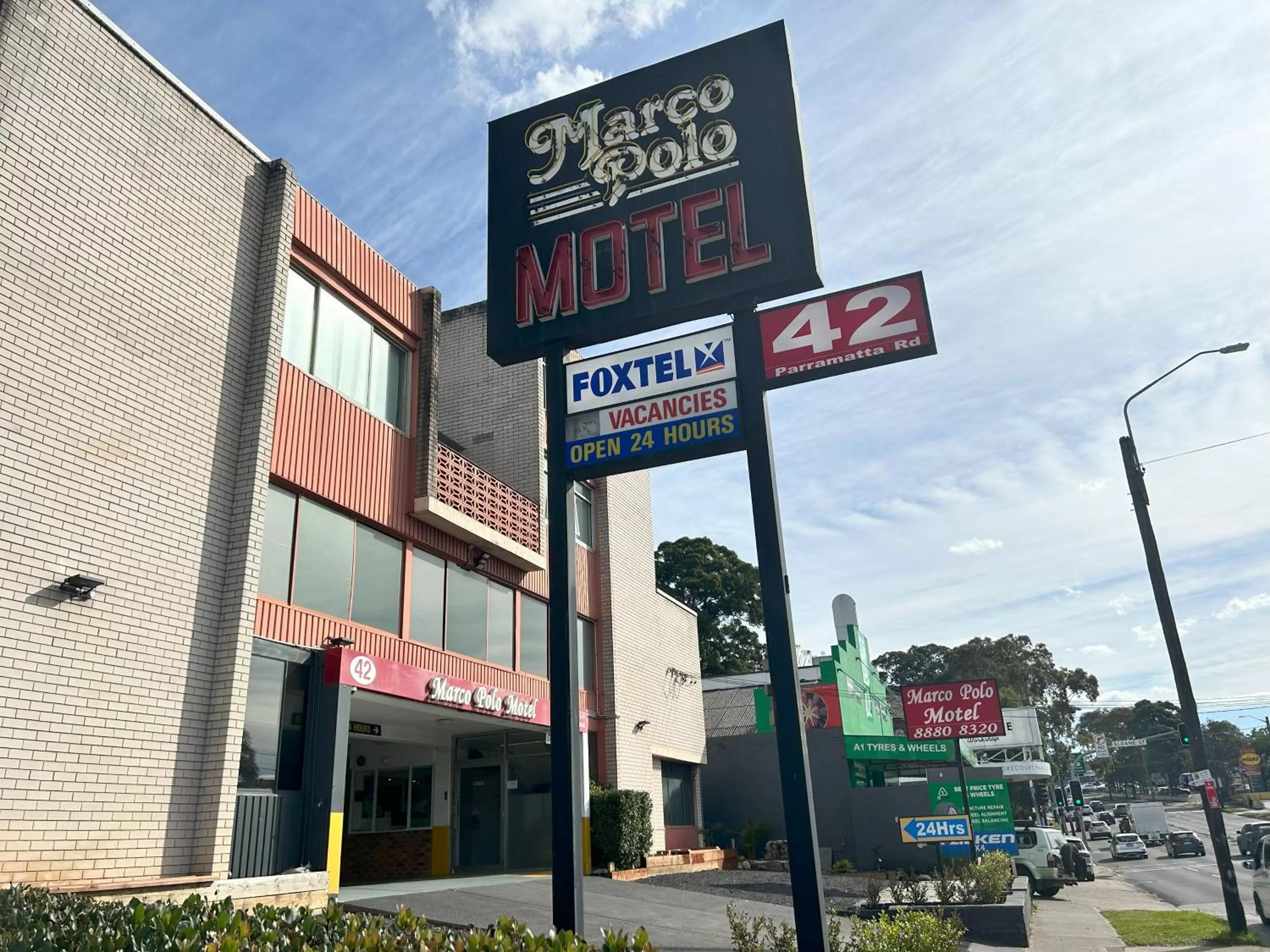 Marco Polo Motor Inn Sydney Hotel