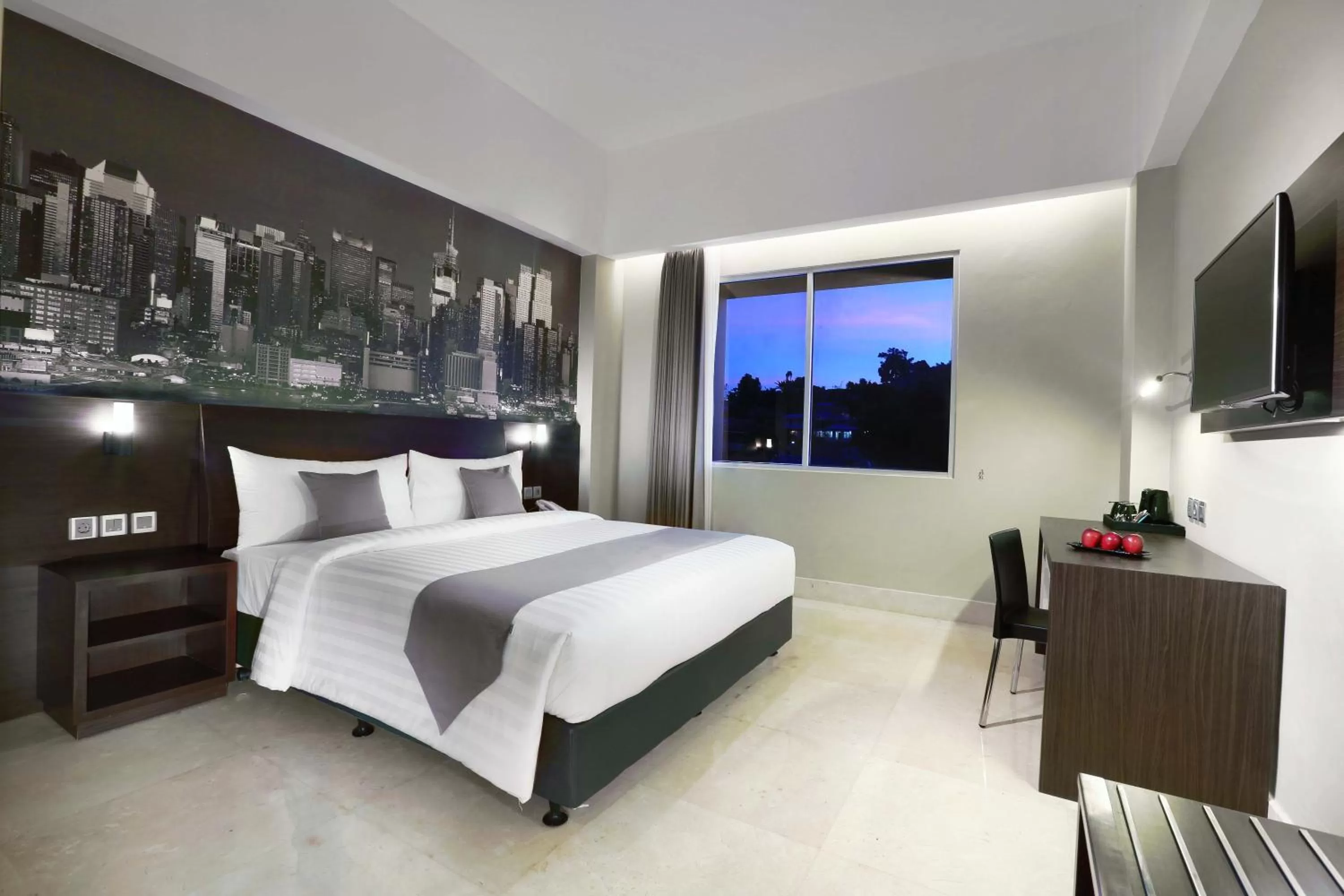 Photo of the whole room, Bed in Hotel Neo+ Balikpapan by ASTON