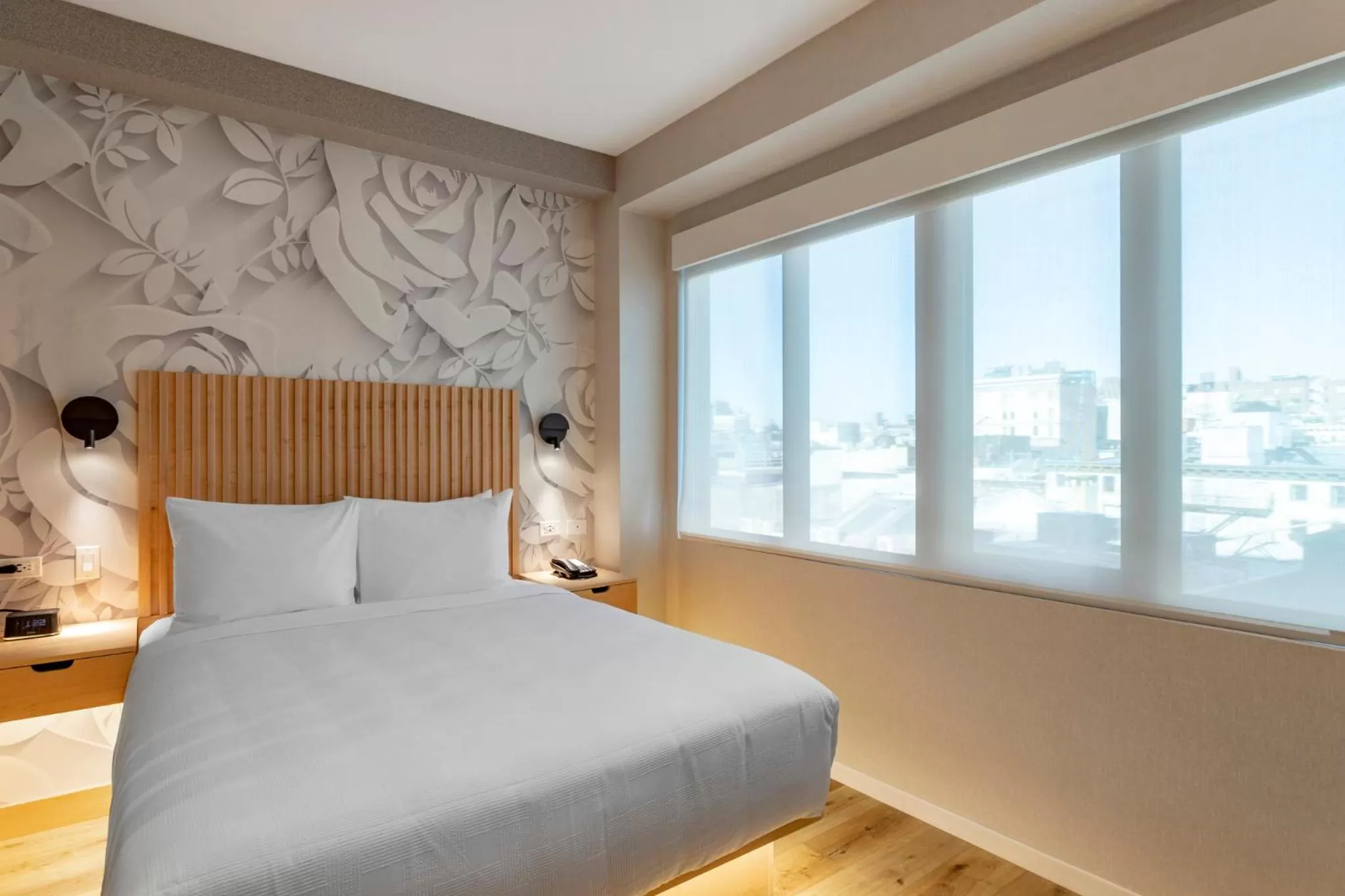 Bed in Best Western Plus Soho Hotel