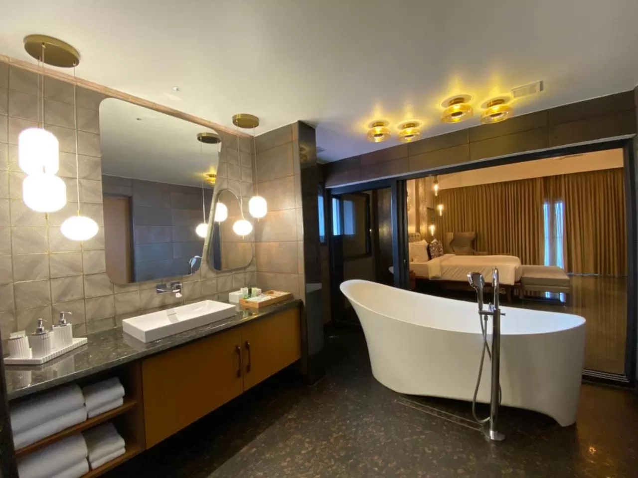 Bathroom in Denissons Beach Resort, formerly Gamyam Retreat