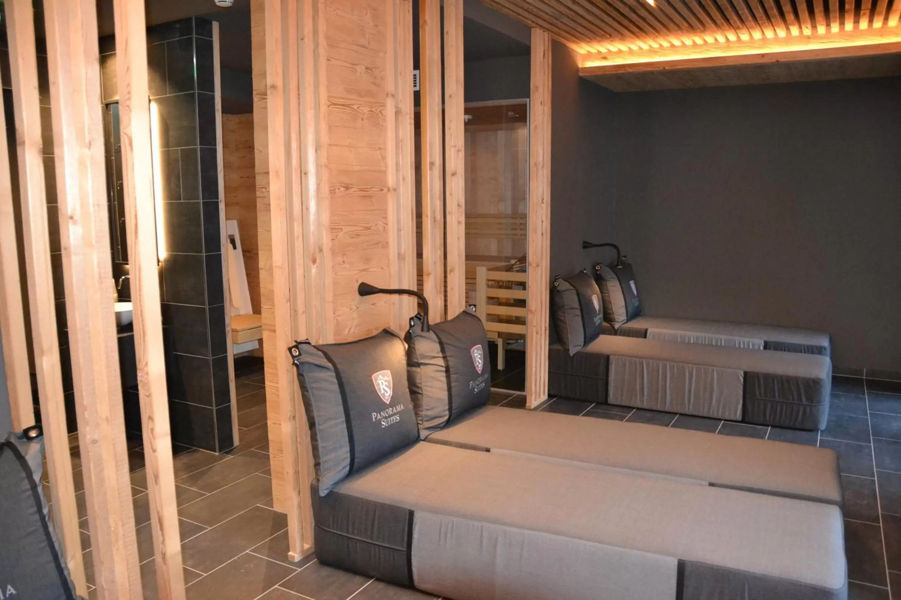 Sauna, Bed in AvenidA Panorama Suites