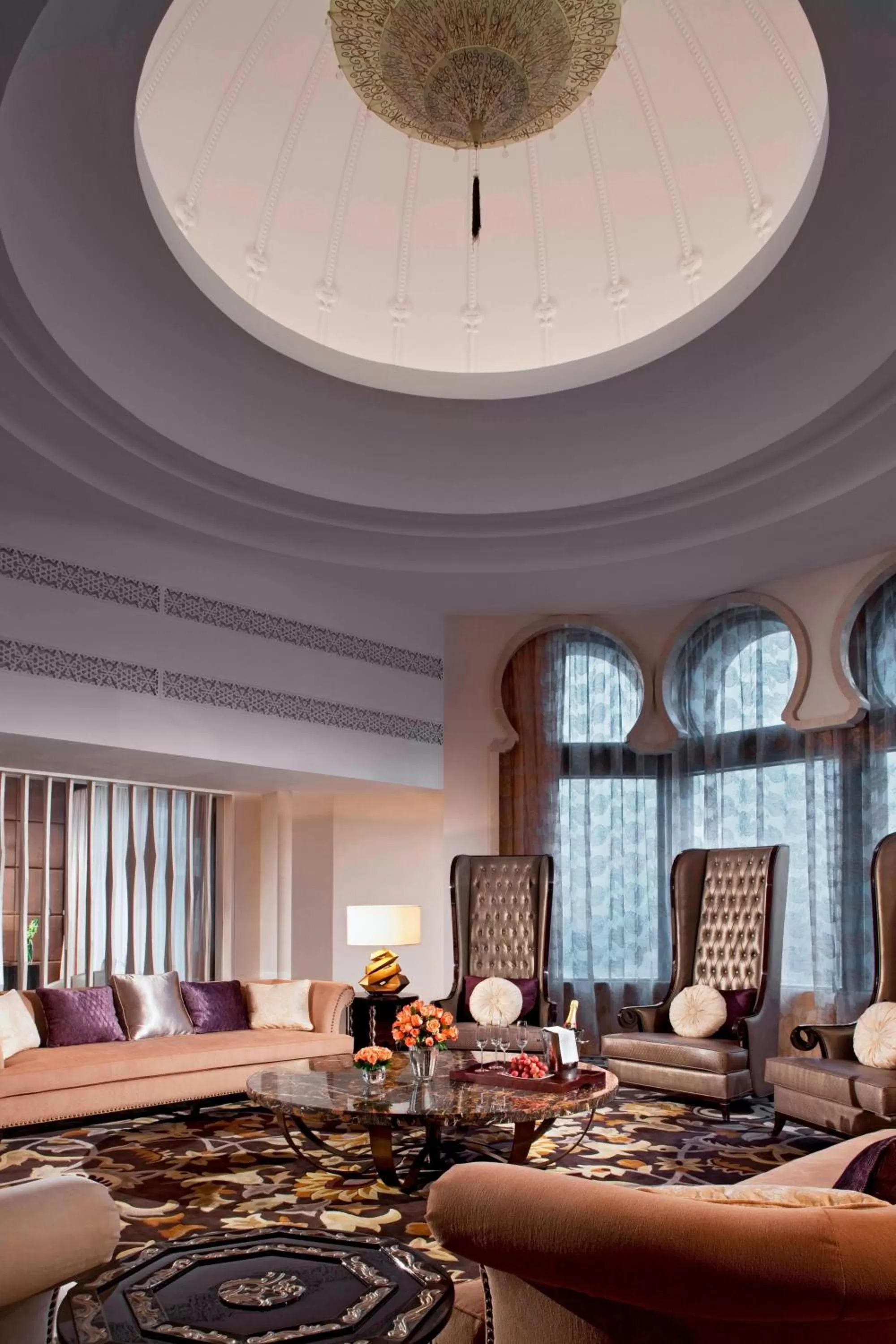 Living room in Sheraton Qingyuan Lion Lake Resort