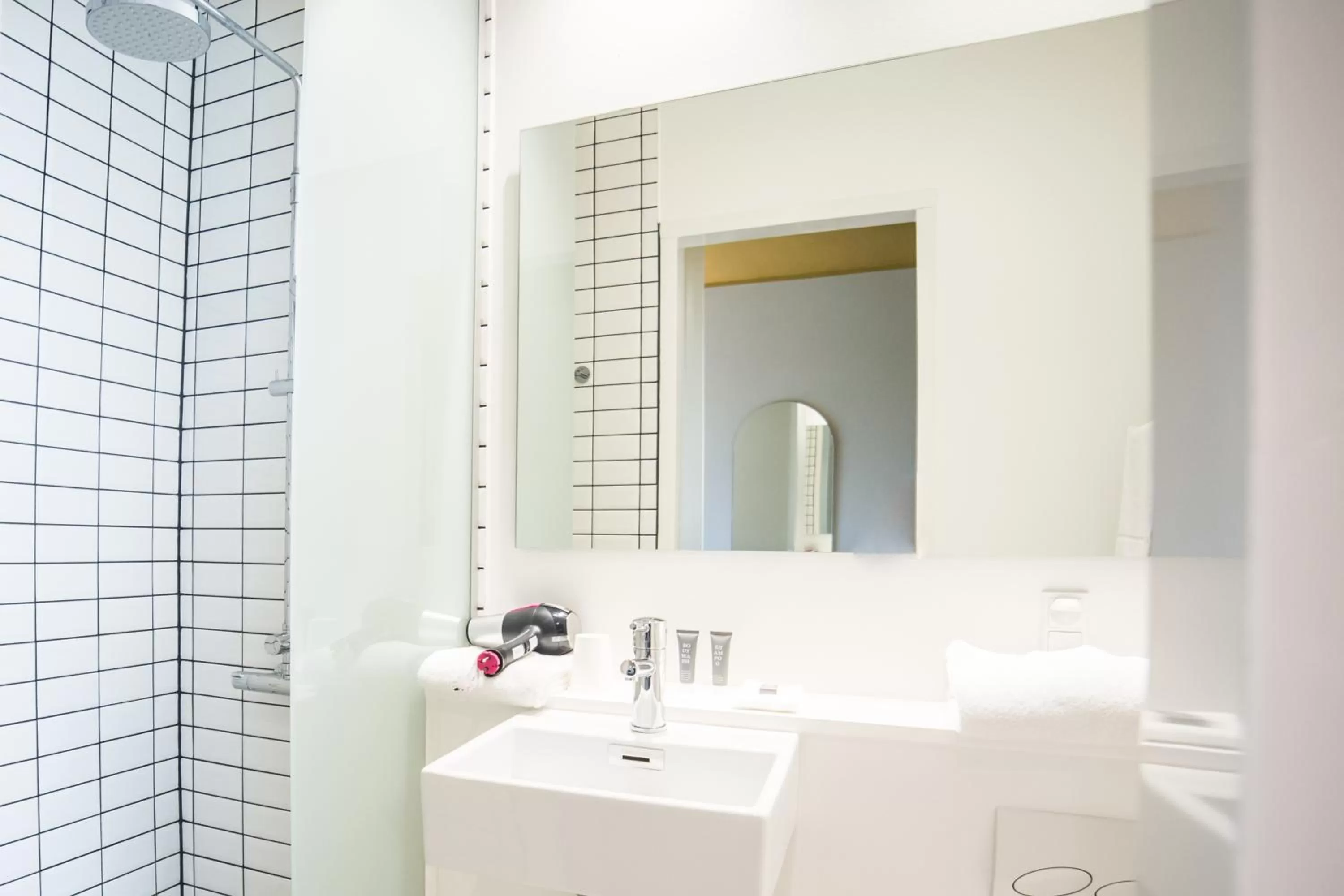 Bathroom in Comwell Køge Strand