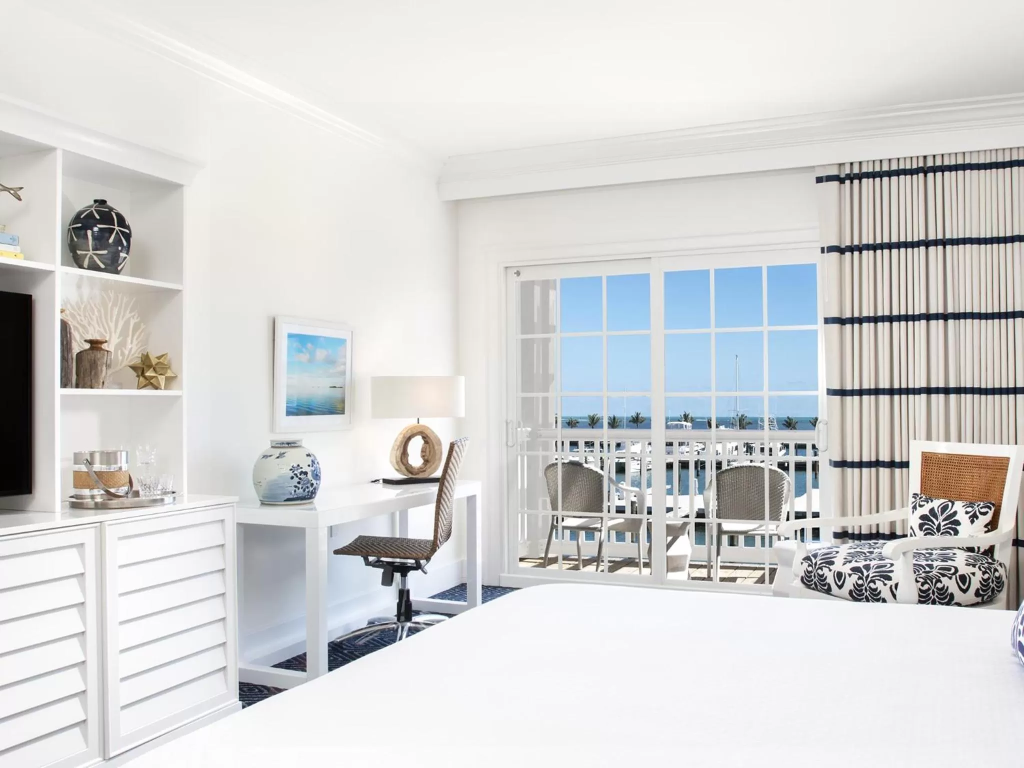 Sea view, Bed in Oceans Edge Key West