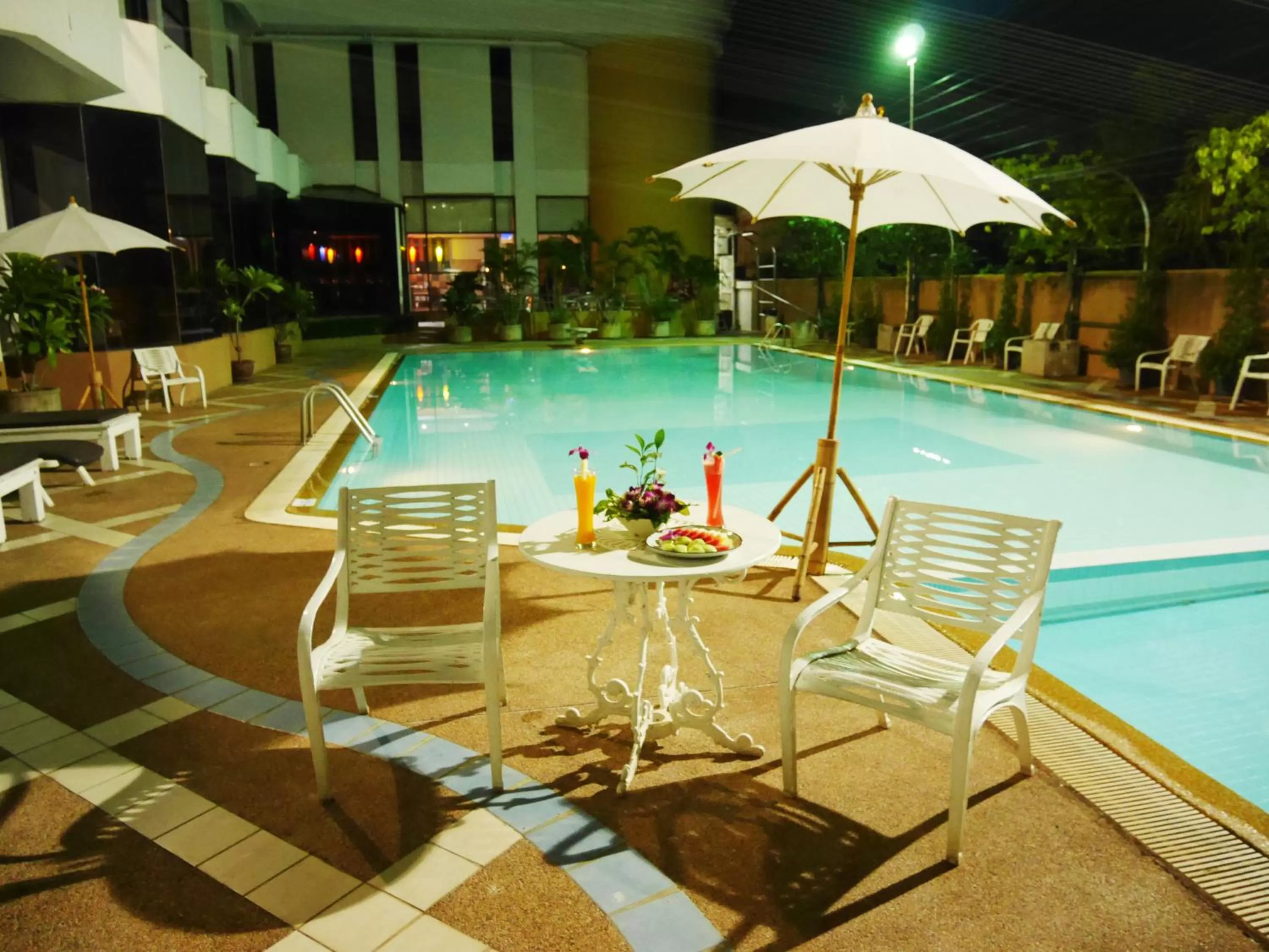 Swimming pool in Seeharaj Hotel