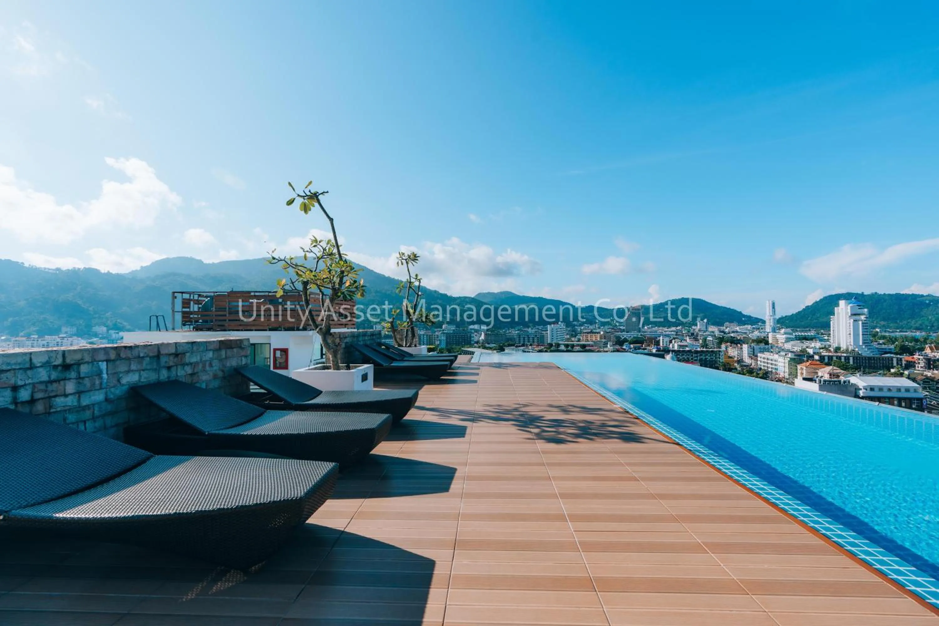 Swimming pool in The Unity and The Bliss Patong Residence