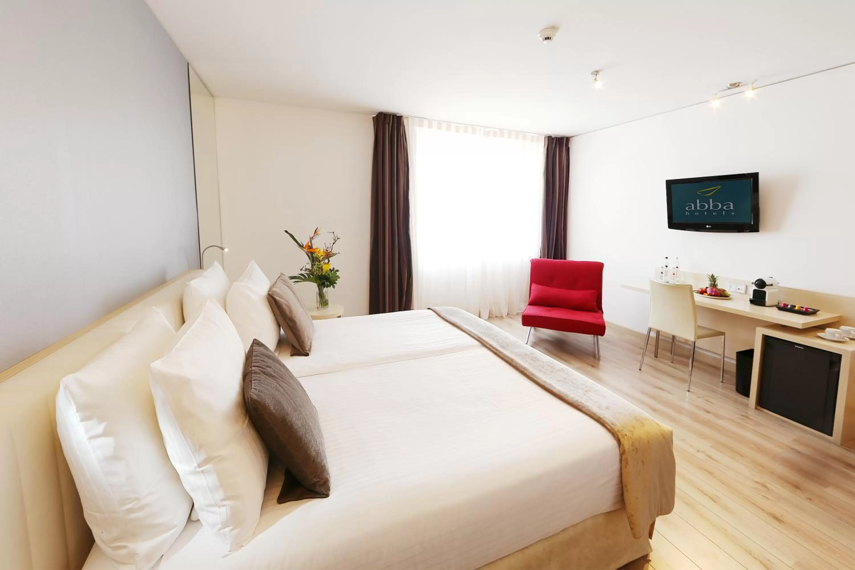 Bed in Abba Berlin Hotel