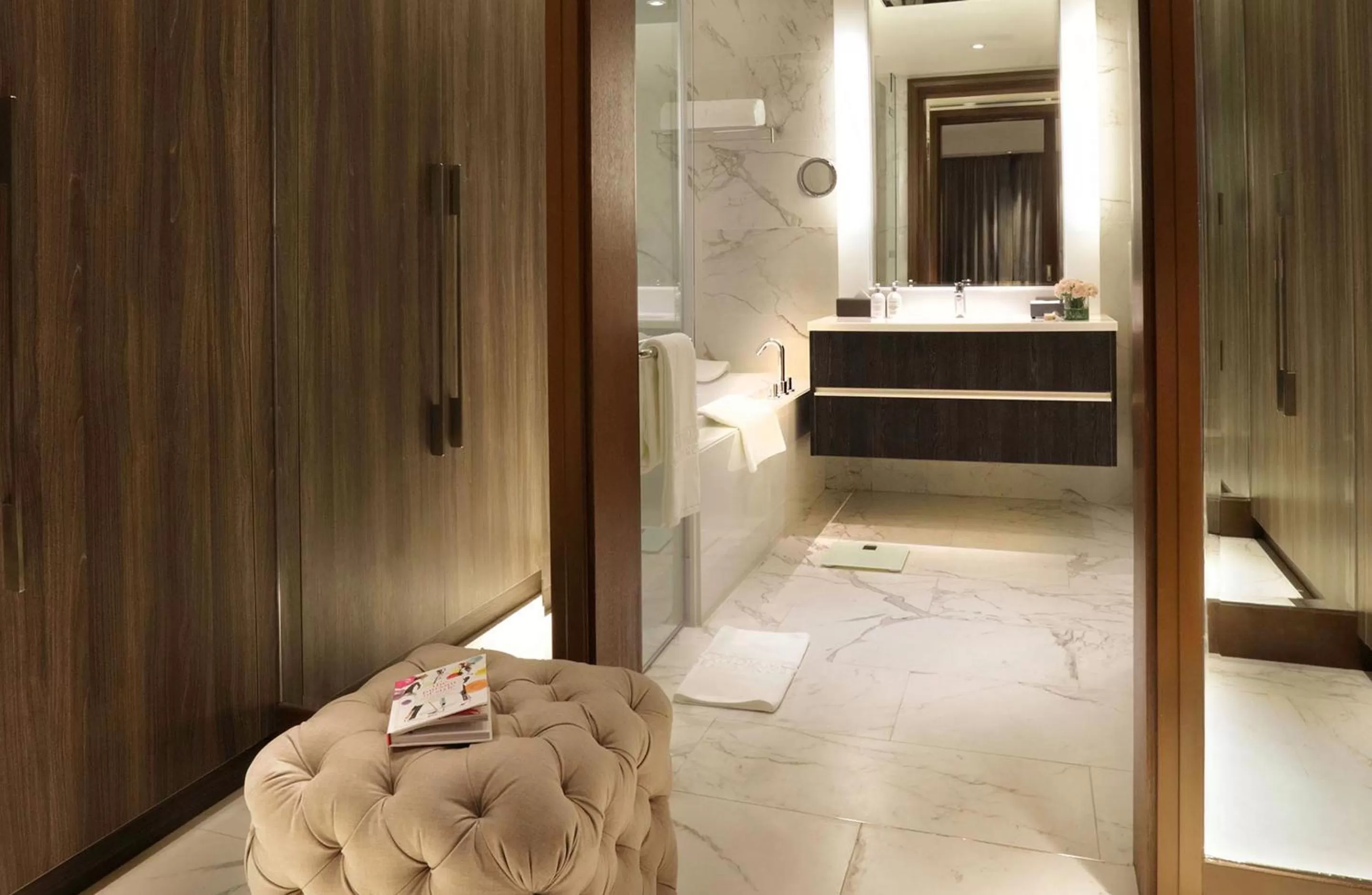 Bathroom in Makati Diamond Residences