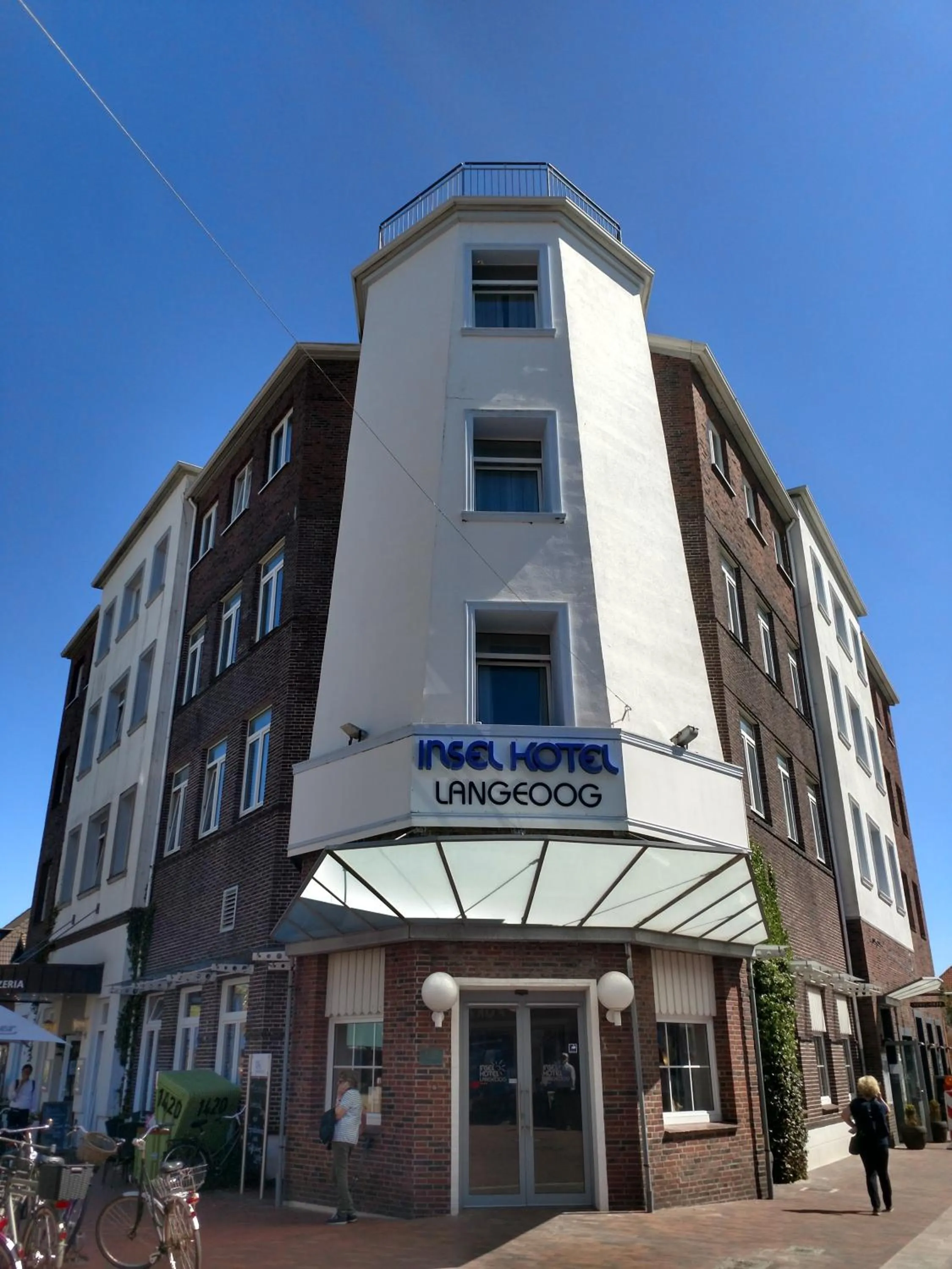 Facade/entrance in Inselhotel Langeoog