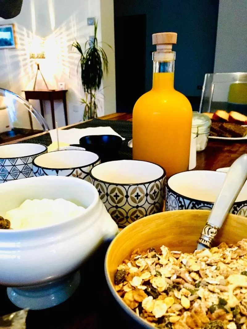 Breakfast in Villa MY le Mans