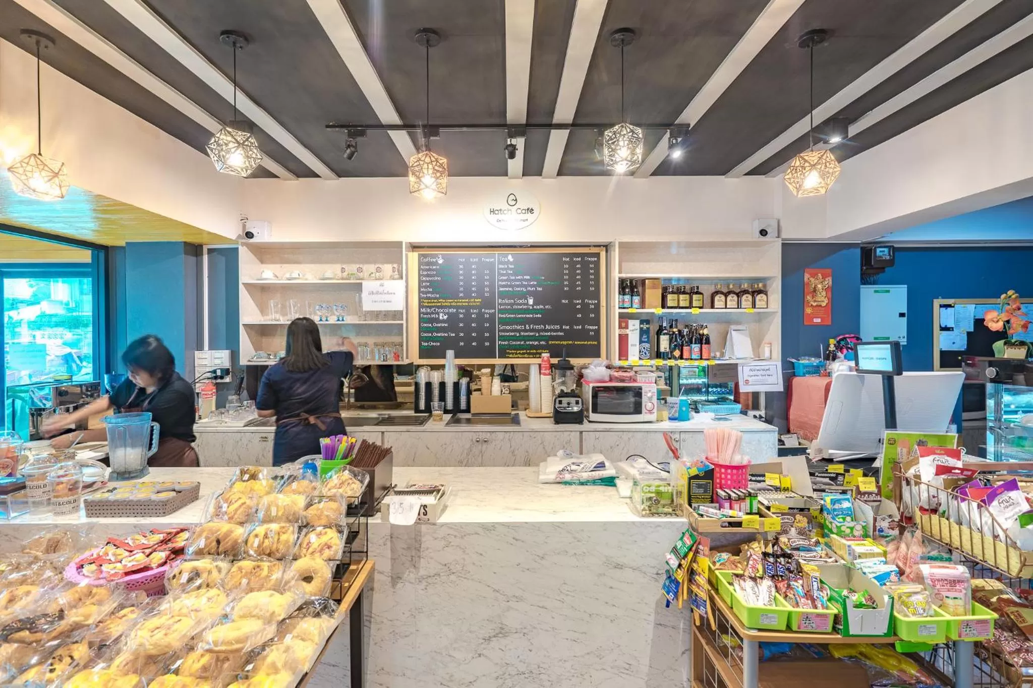 Restaurant/places to eat in Penyos Residence