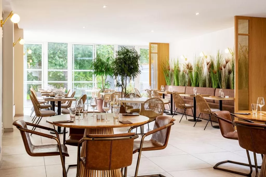 Restaurant/places to eat in Best Western Hotel du Lac Dunkerque- Restaurant ouvert 7/7 midi et soir