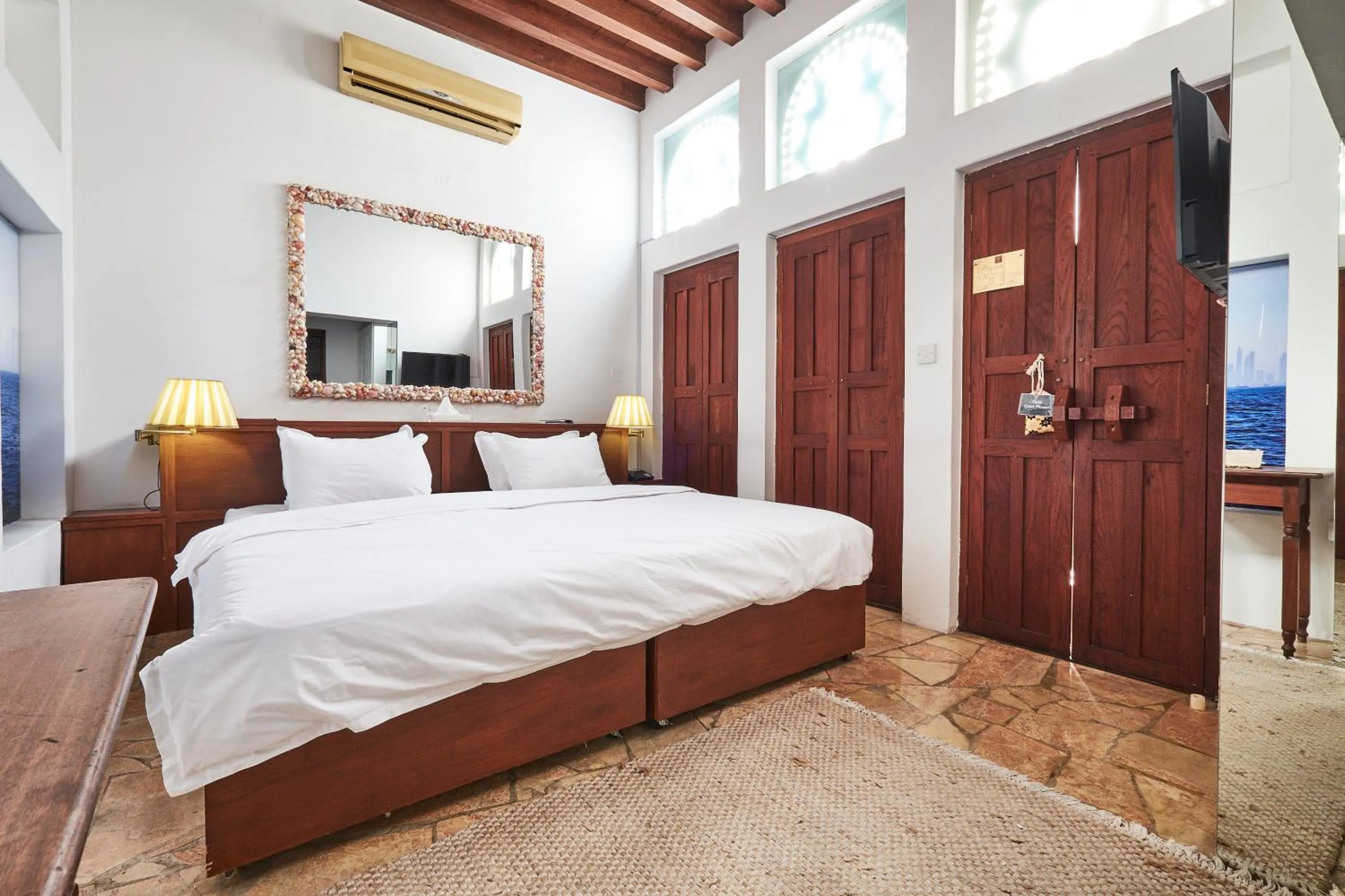 Bedroom, Bed in XVA Art Hotel