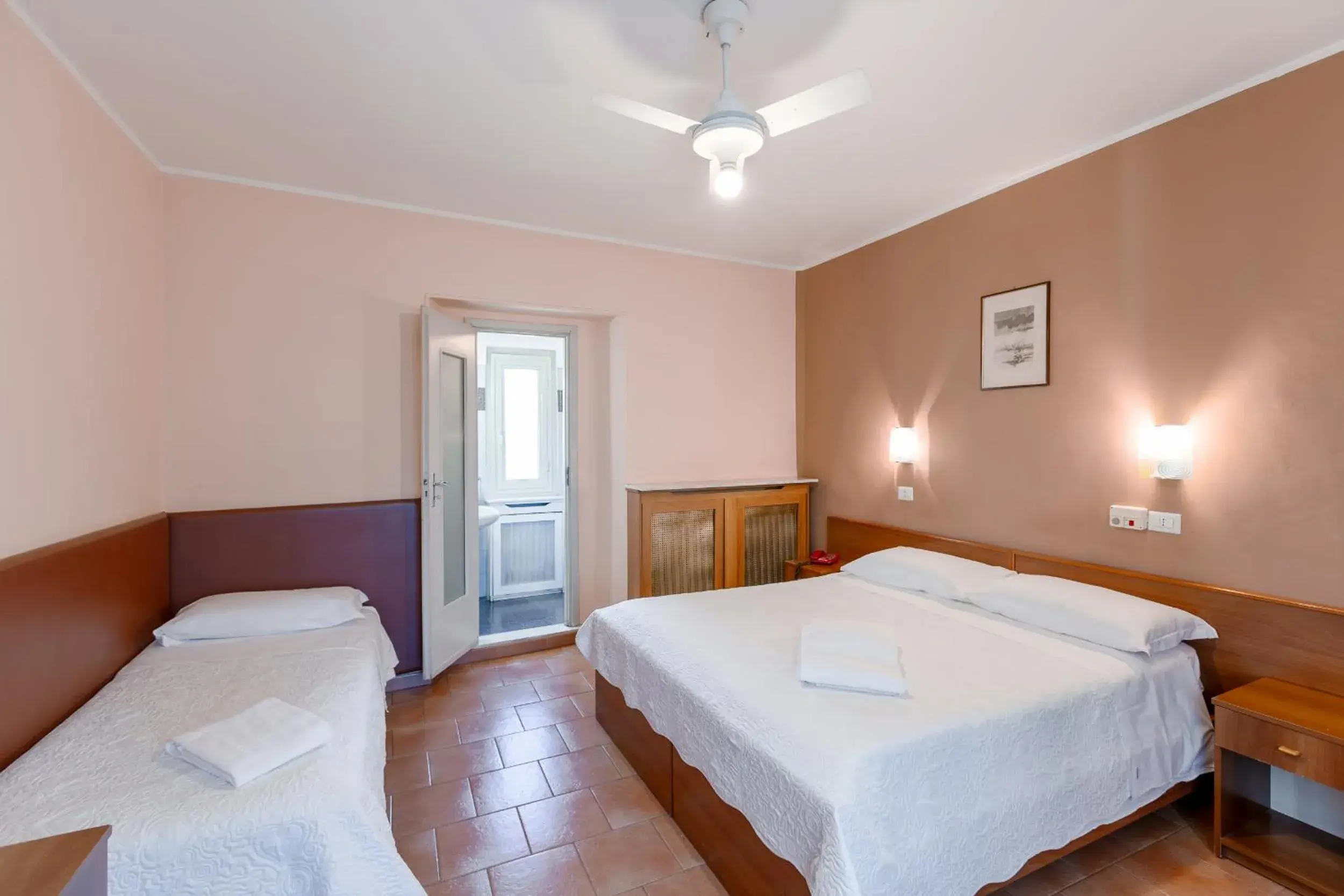 Triple Room in Hotel Castello Triple Room in Hotel Castello