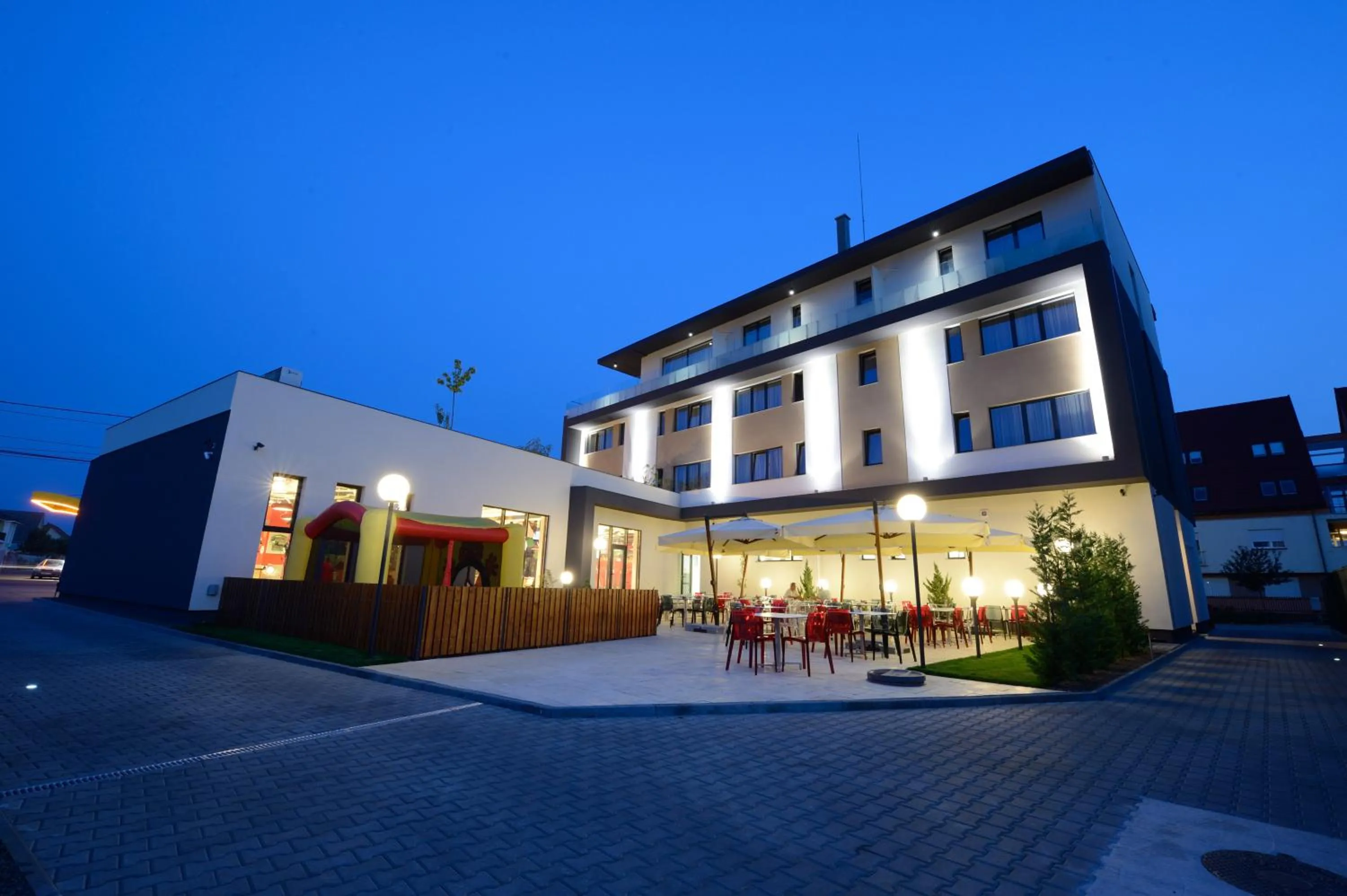 Facade/entrance in Hotel Galaxy