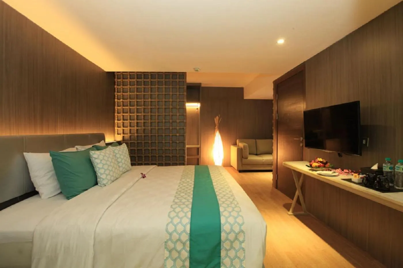 Photo of the whole room, Bed in Bedrock Hotel Kuta