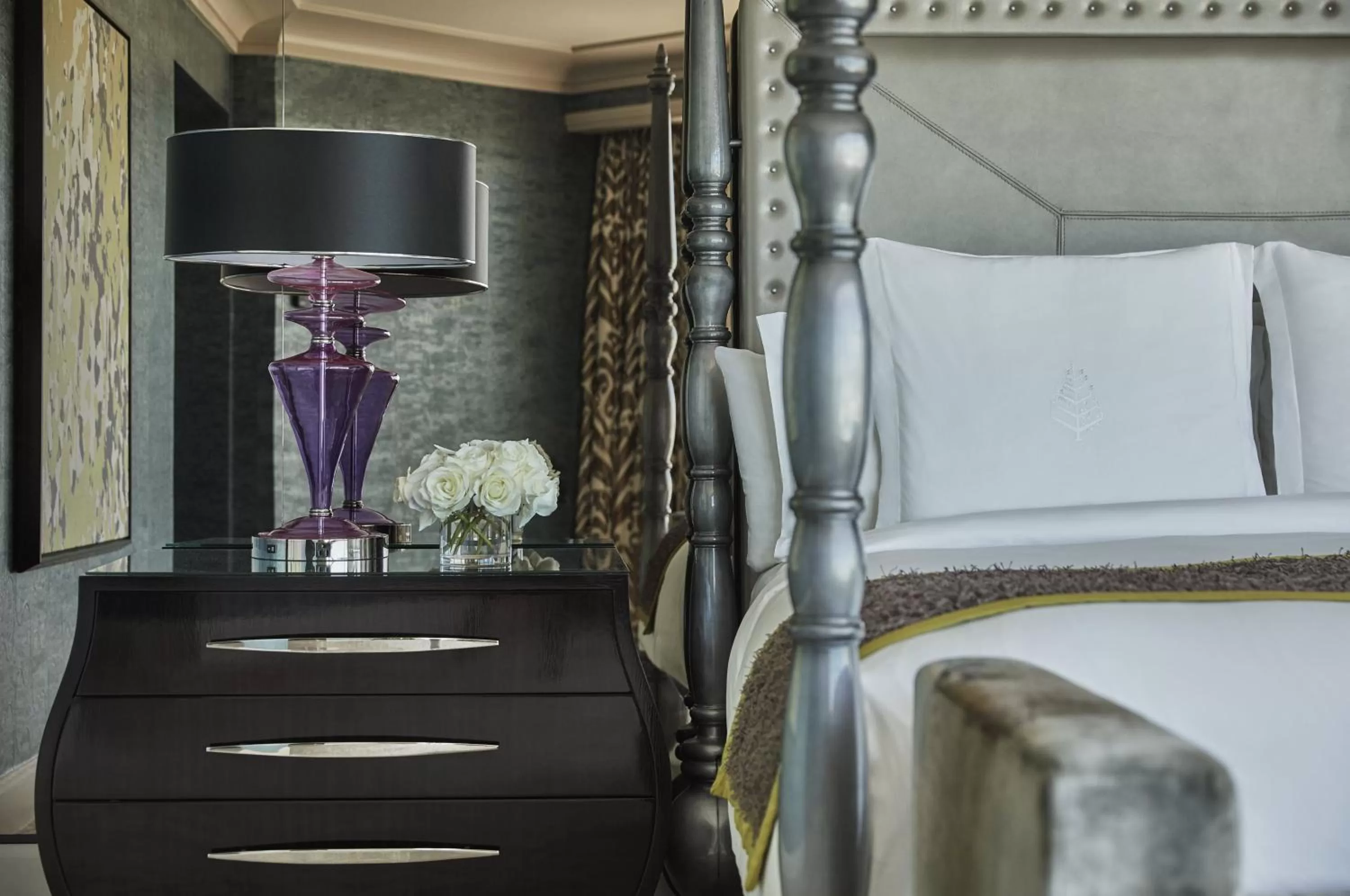 Bed in Four Seasons Hotel Las Vegas