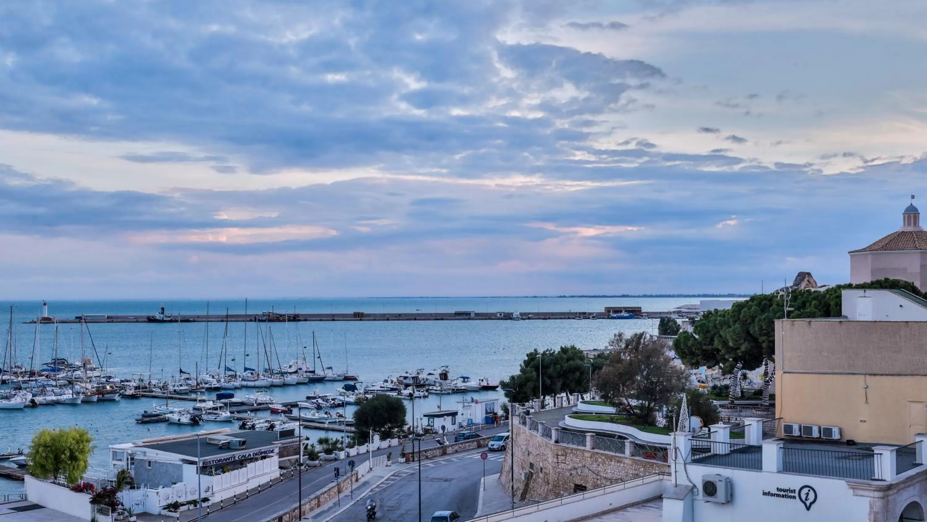 Sea view in B&B Casa Diomede