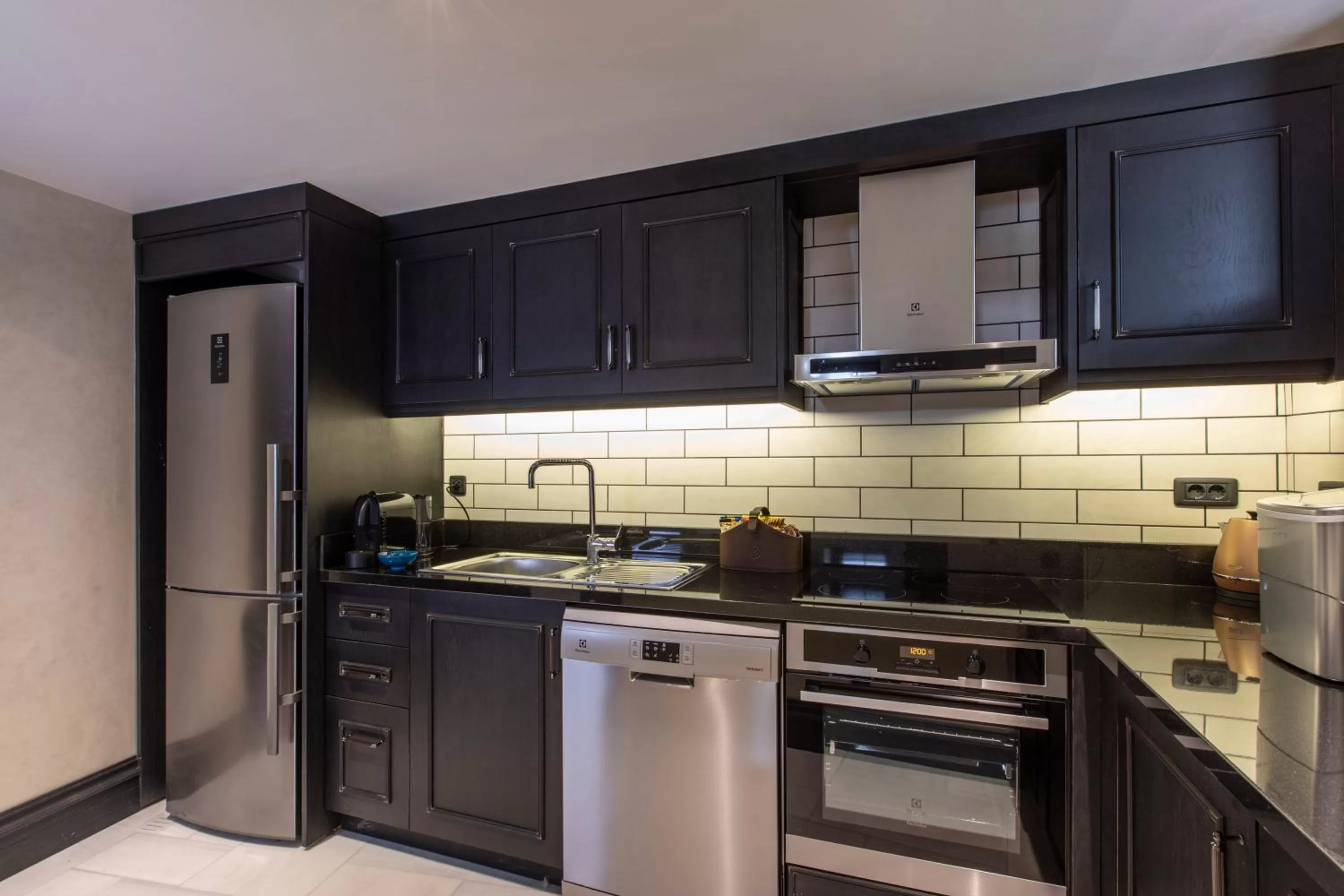 Kitchen or kitchenette in AJWA Sultanahmet - Preferred Hotels LVX Collection