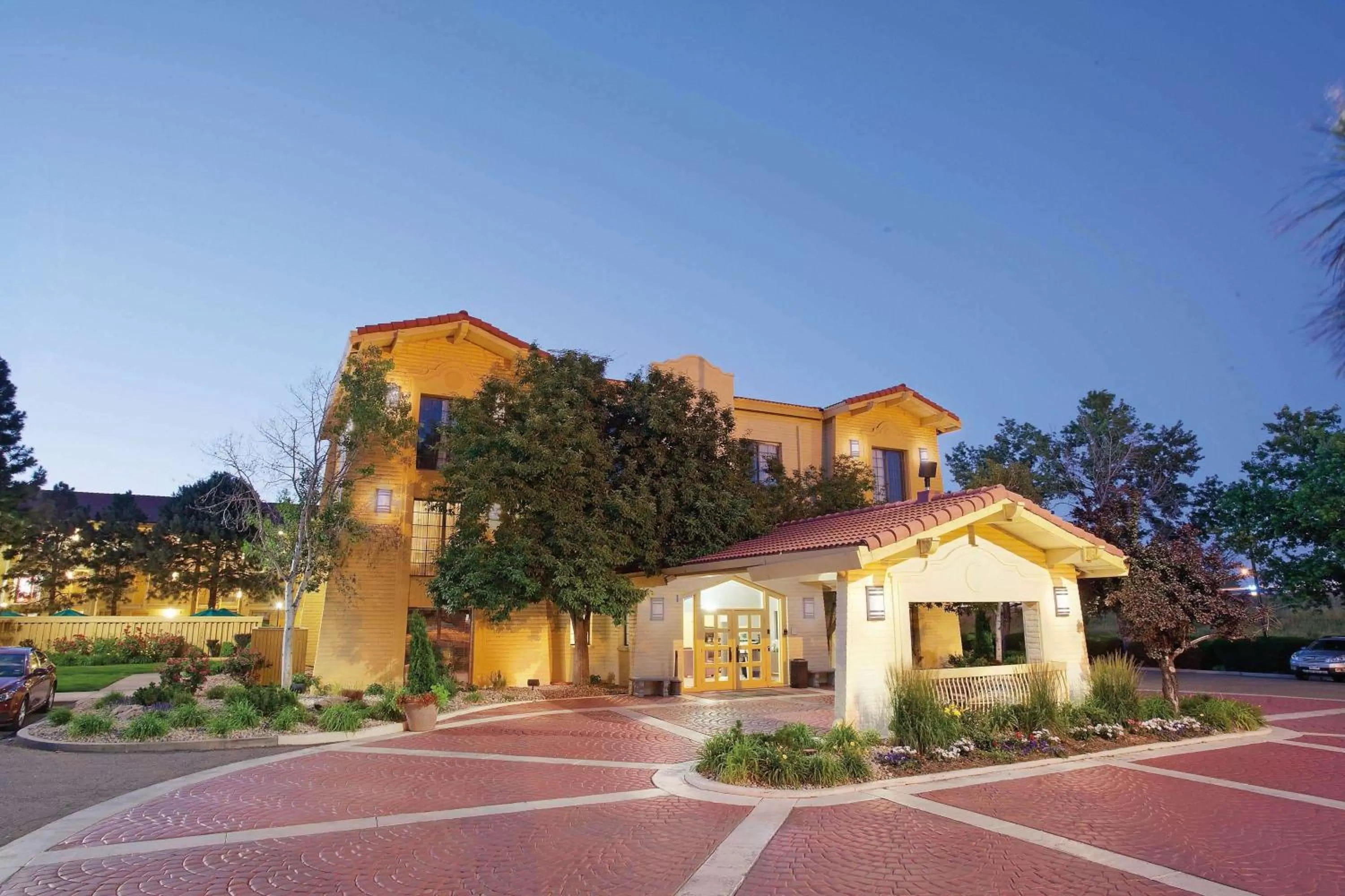 Property building in La Quinta Inn by Wyndham Denver Golden