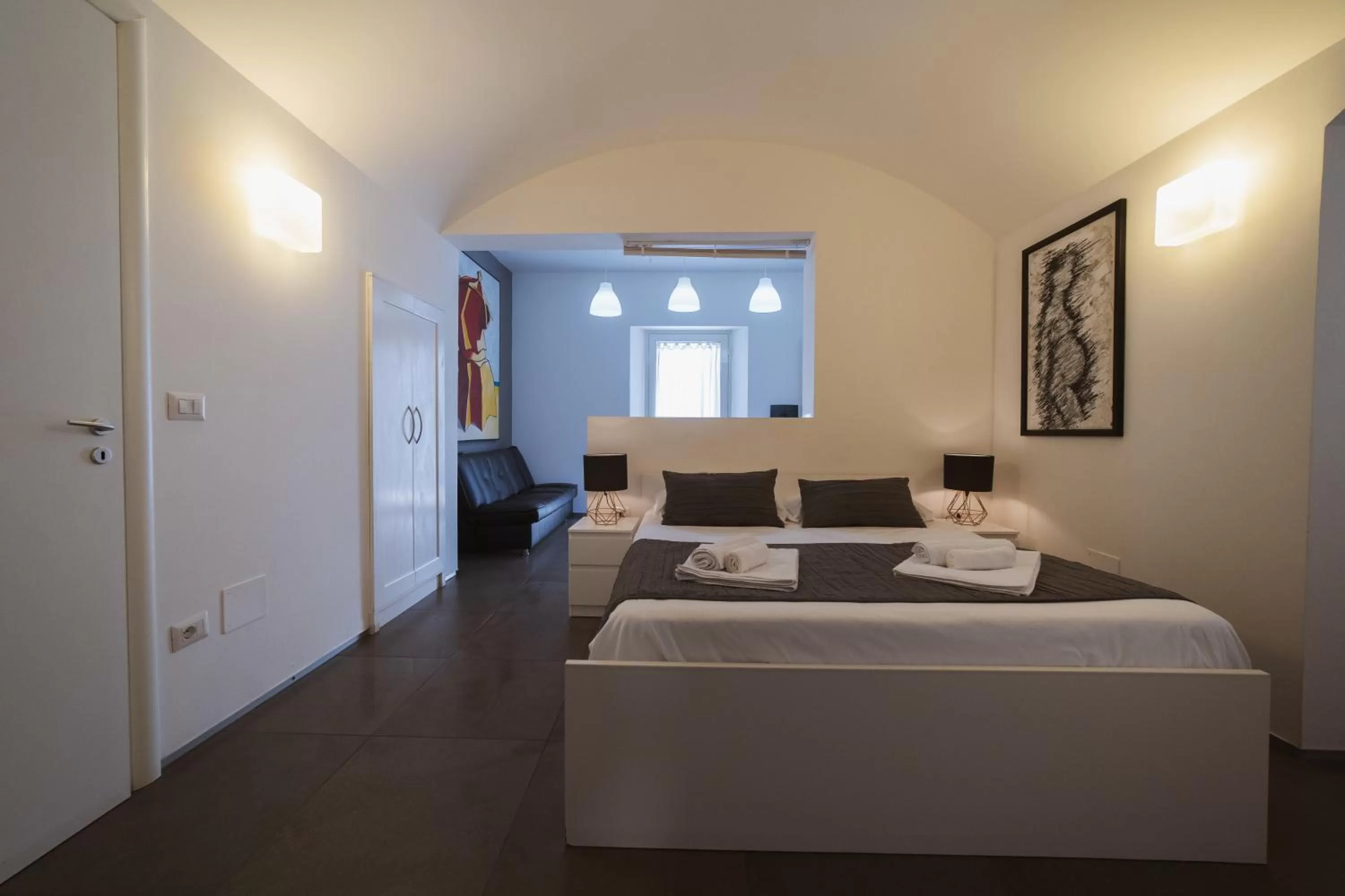 Photo of the whole room, Bed in Villino Erminia - Seaside Art b&b