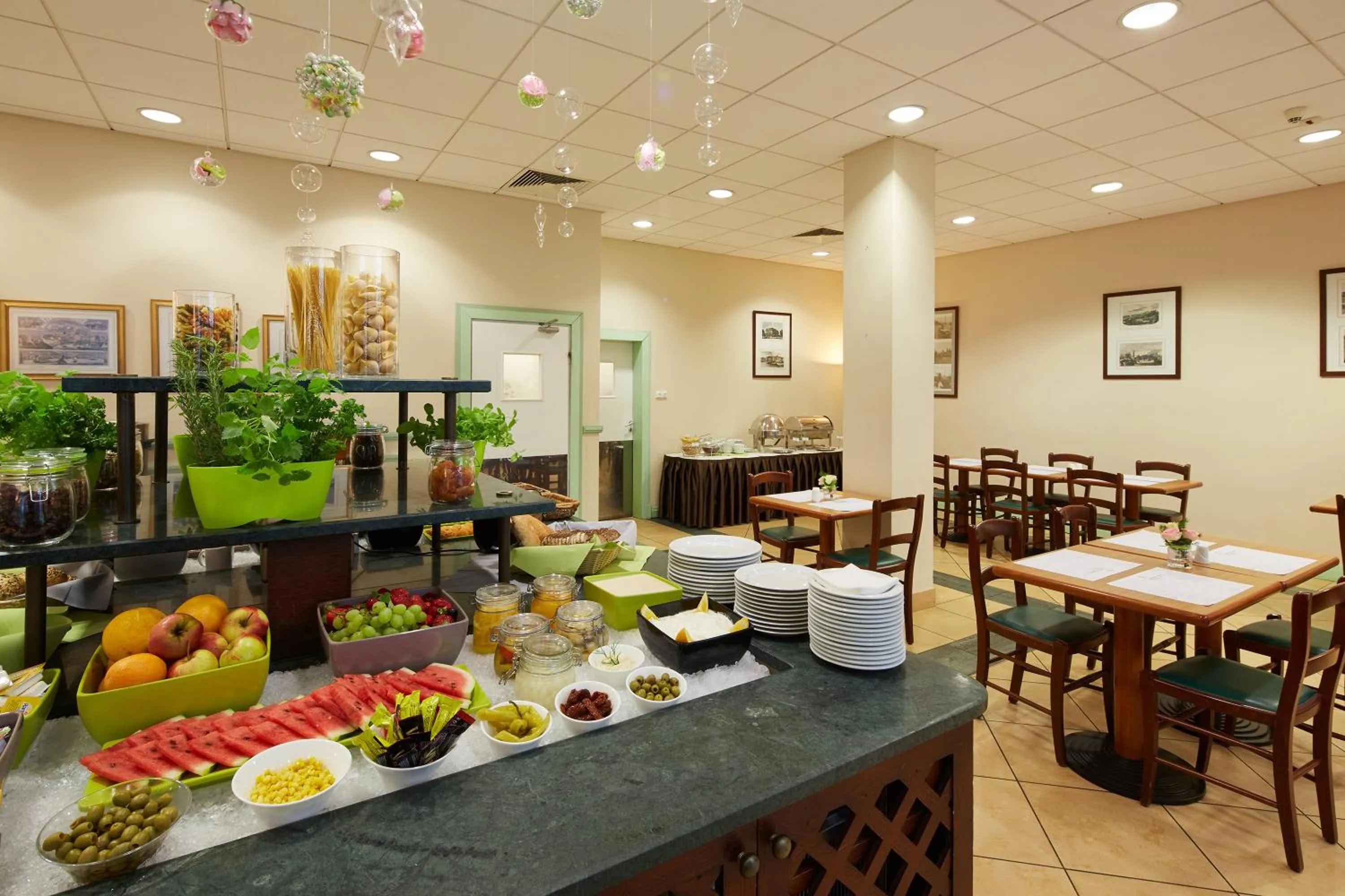 Restaurant/places to eat in Campanile Hotel Szczecin