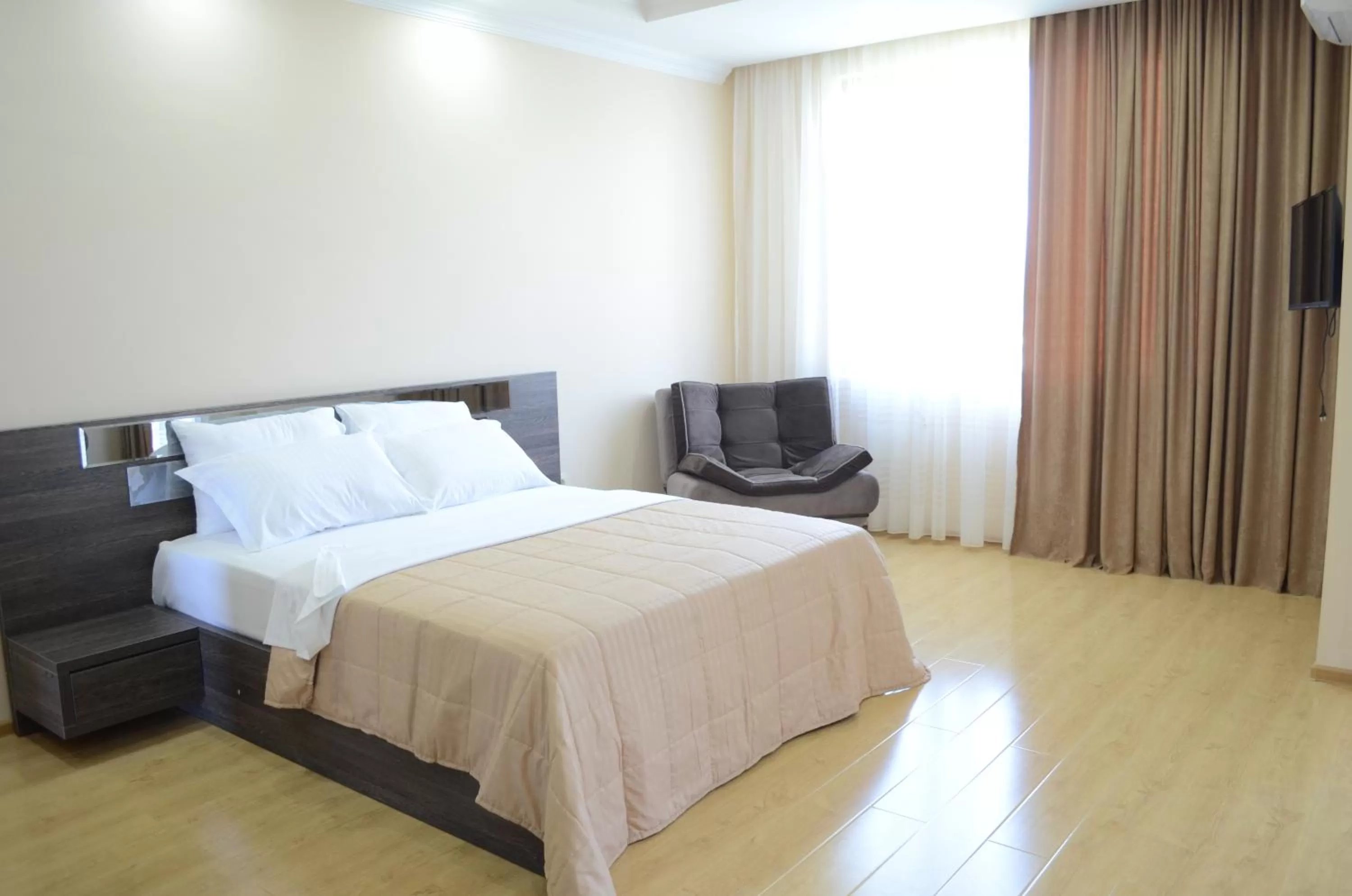 Bed in Hotel Skyline Batumi