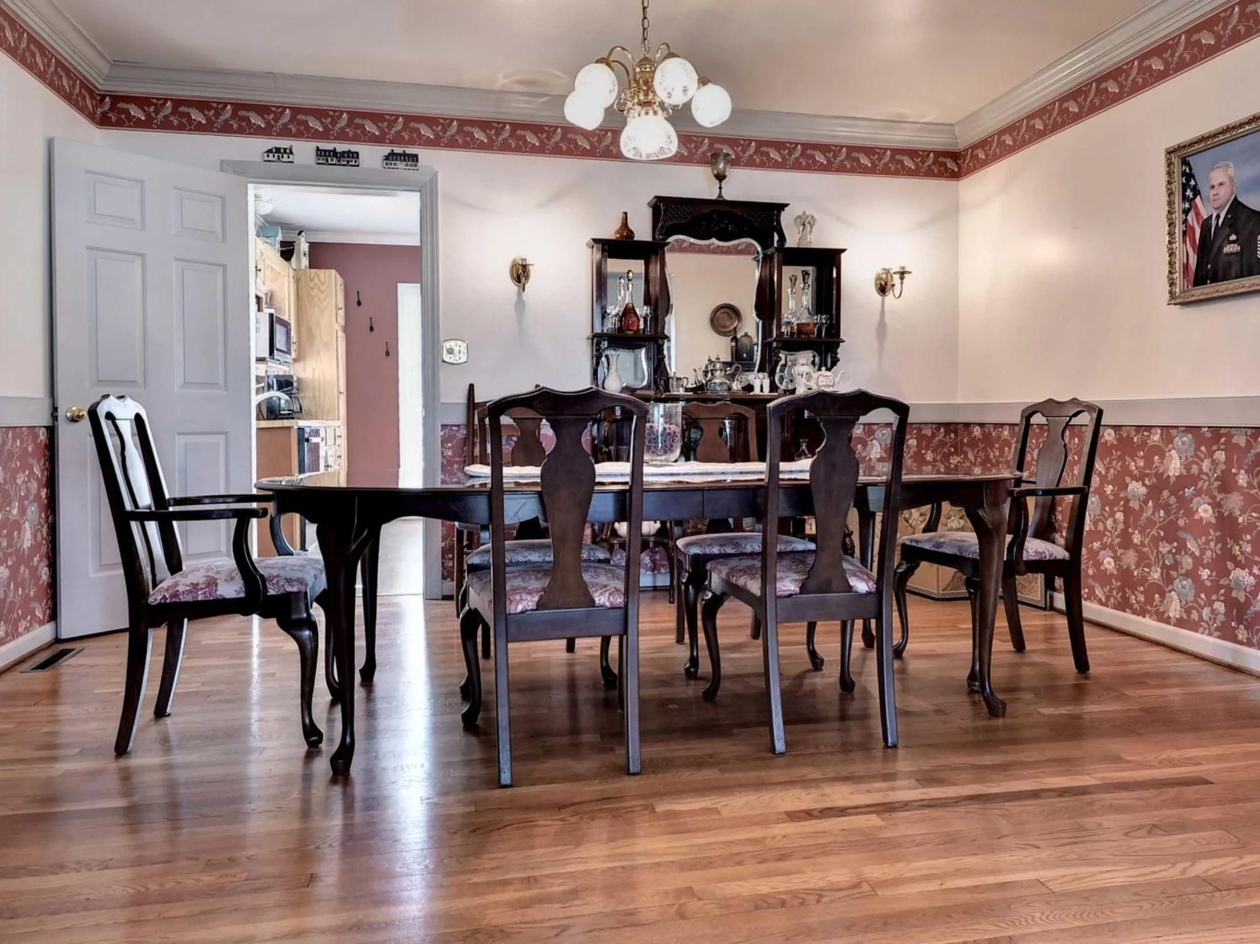 Dining area in Aldrich House Bed & Breakfast