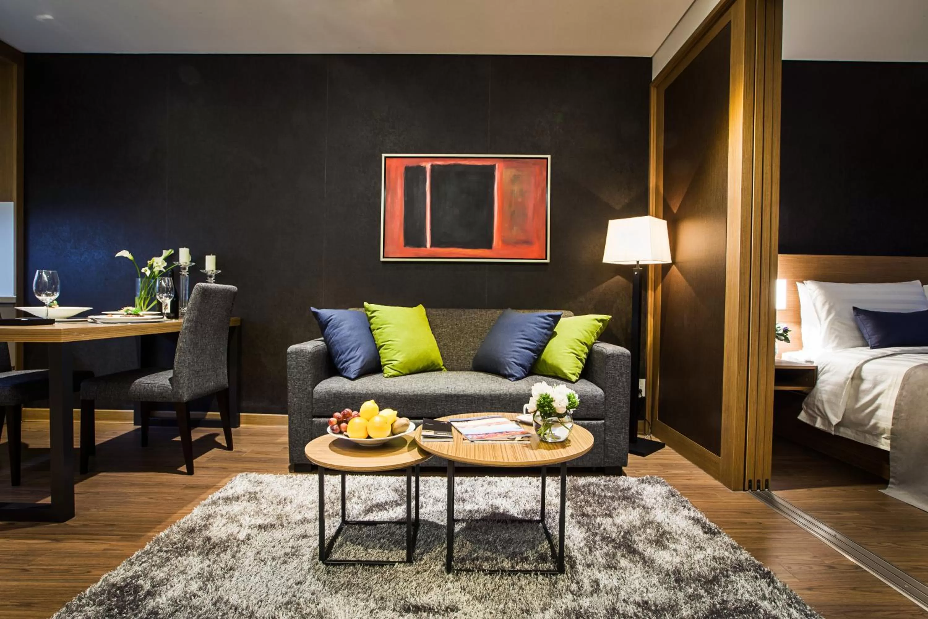 Living room, Bed in Fraser Place Namdaemun Seoul