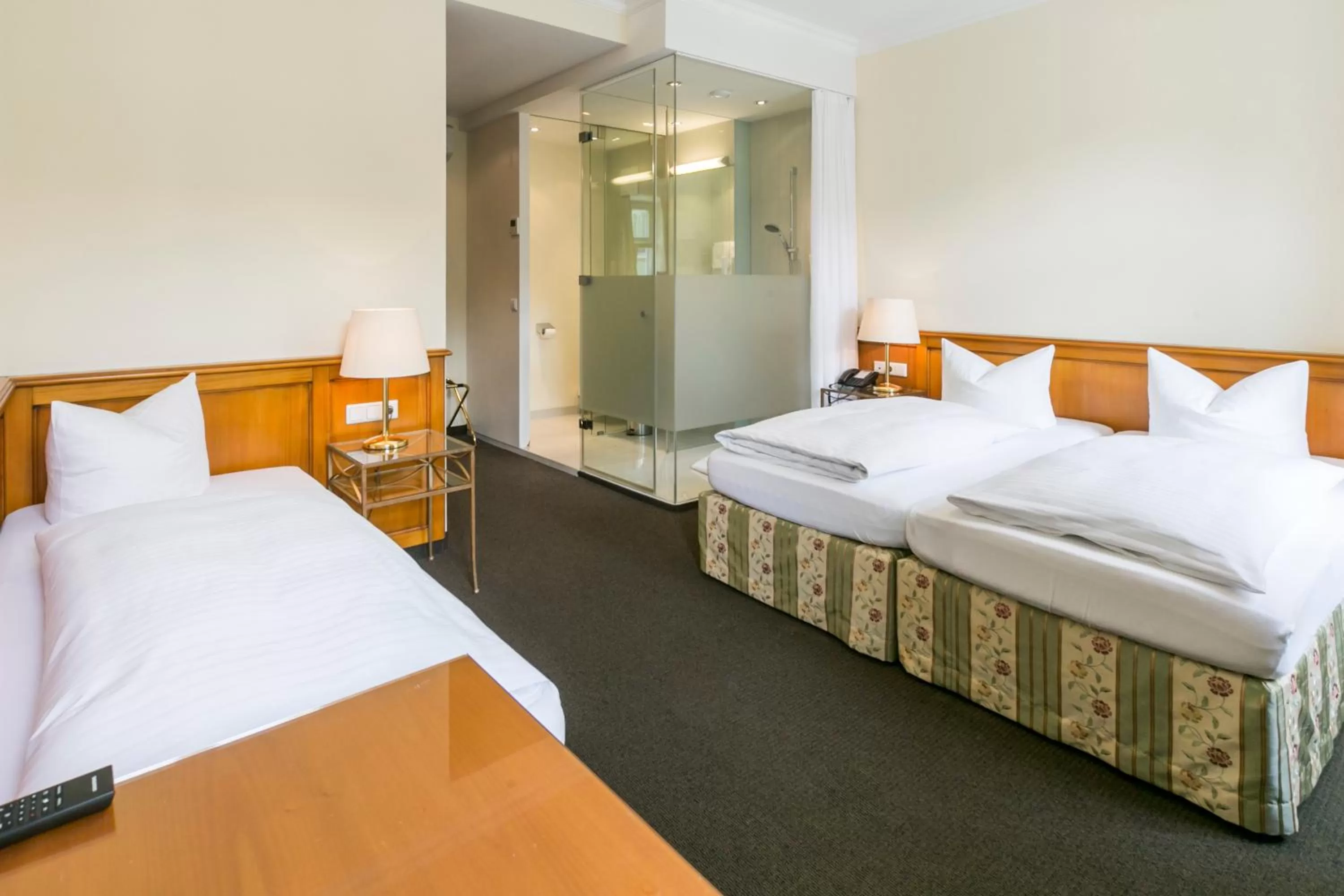 Photo of the whole room, Bed in Hotel Sailer