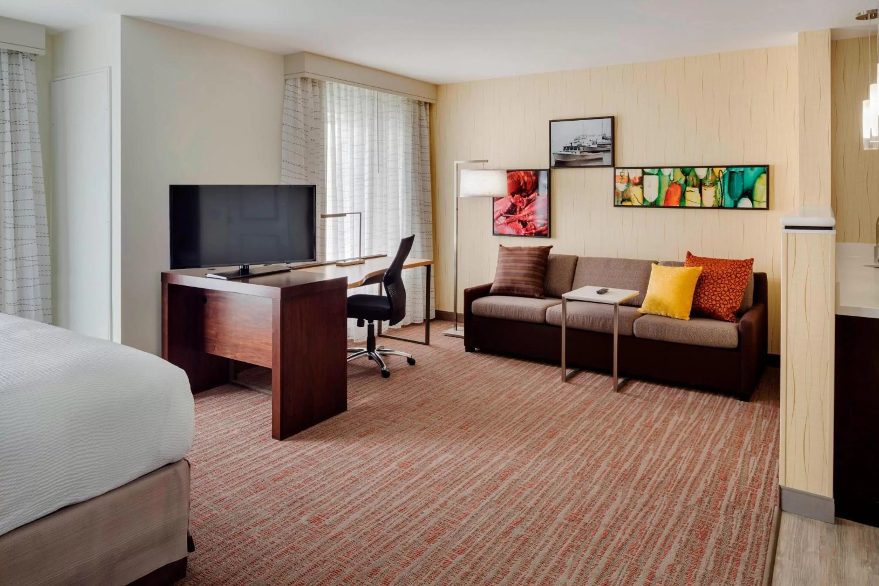 Living room, Bed in Residence Inn by Marriott Bath Brunswick Area