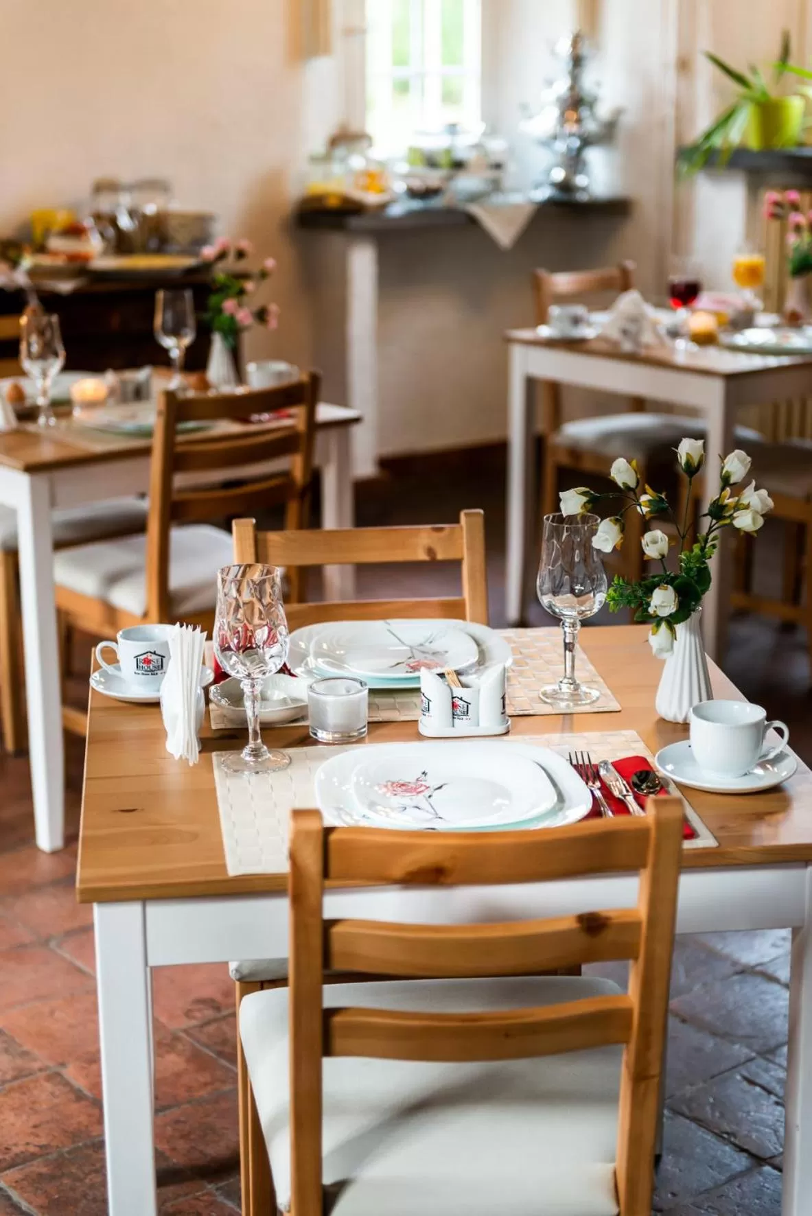 Restaurant/places to eat in Rose House B&B