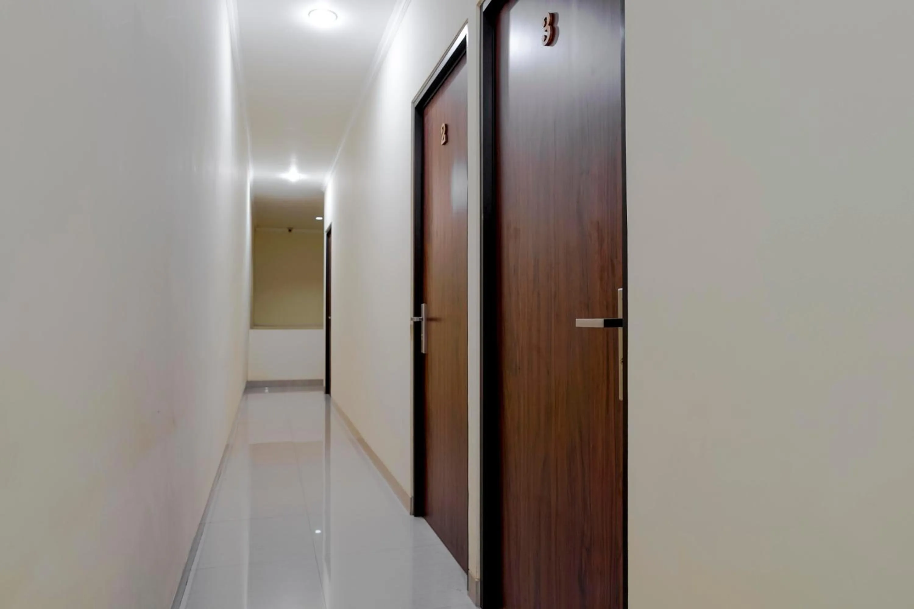Area and facilities in RedDoorz @ Jalan Biak Roxy Jakarta