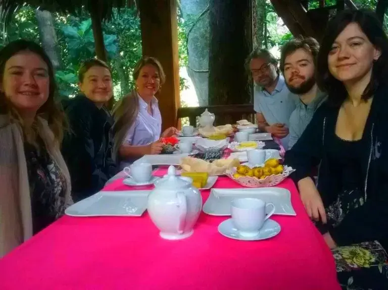 Family Room with Mountain View in Jungle Face Inn Family Room with Mountain View in Jungle Face Inn
