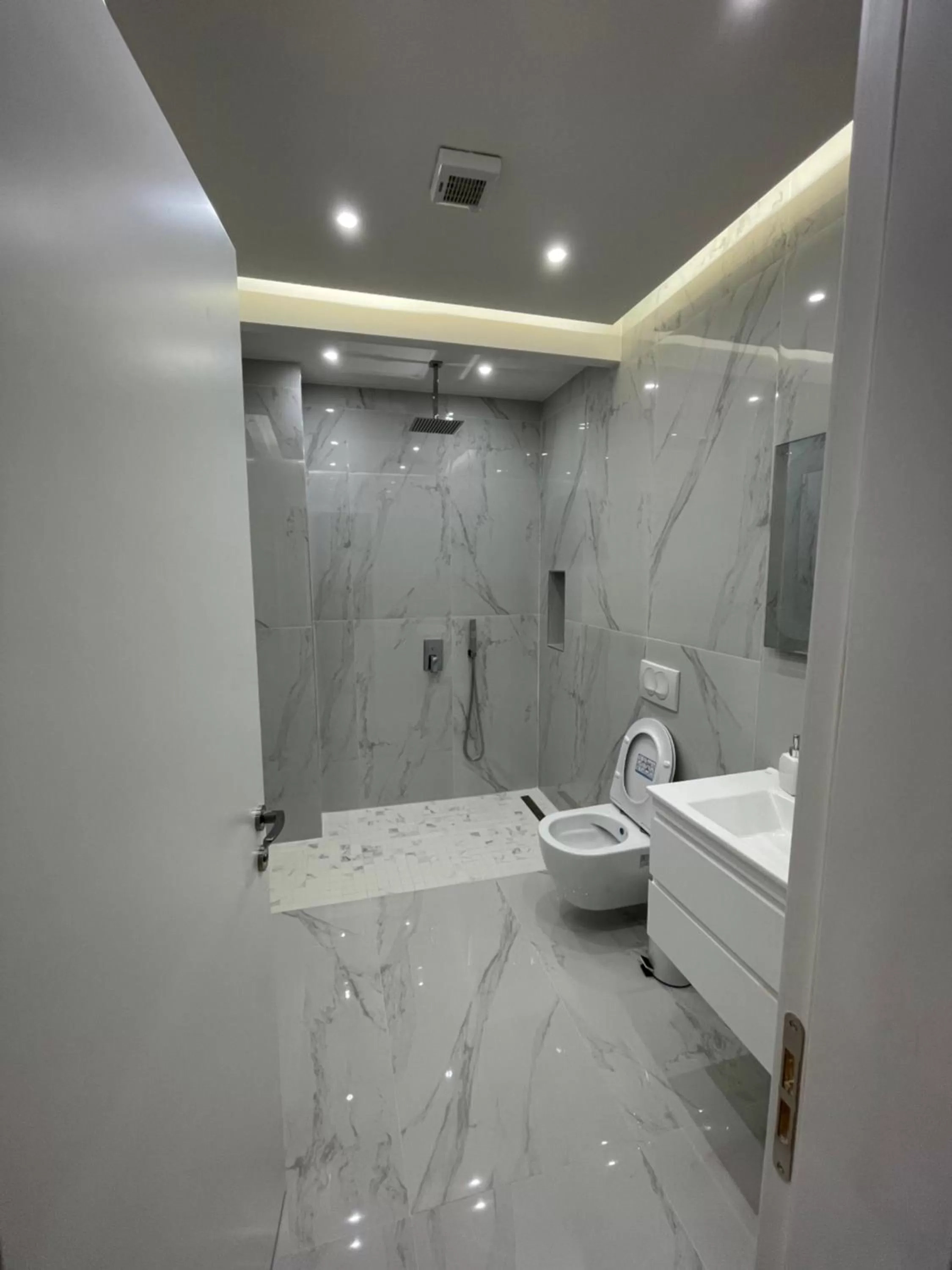 Bathroom in Hotel Colis