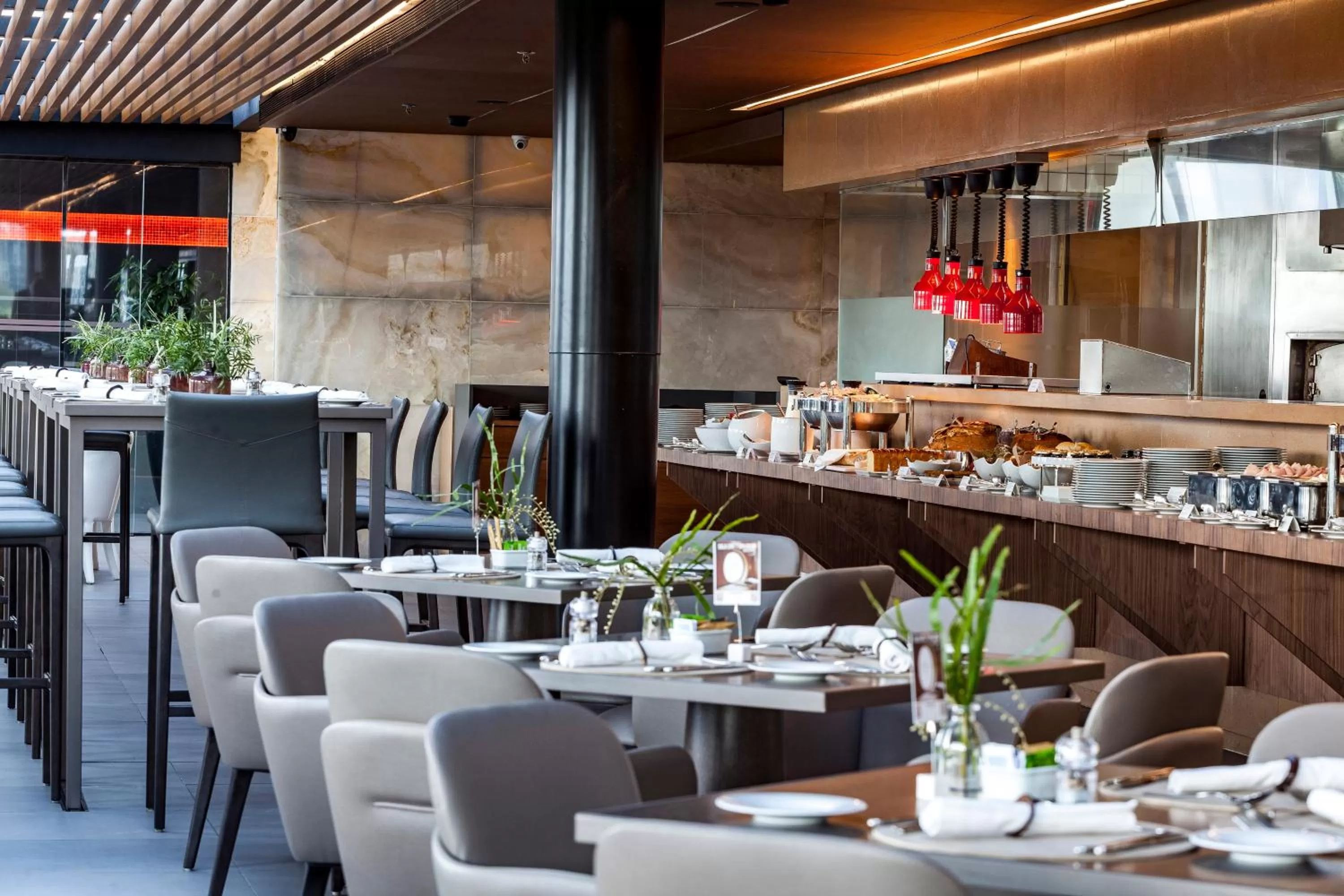 Restaurant/places to eat in Hotel Unique