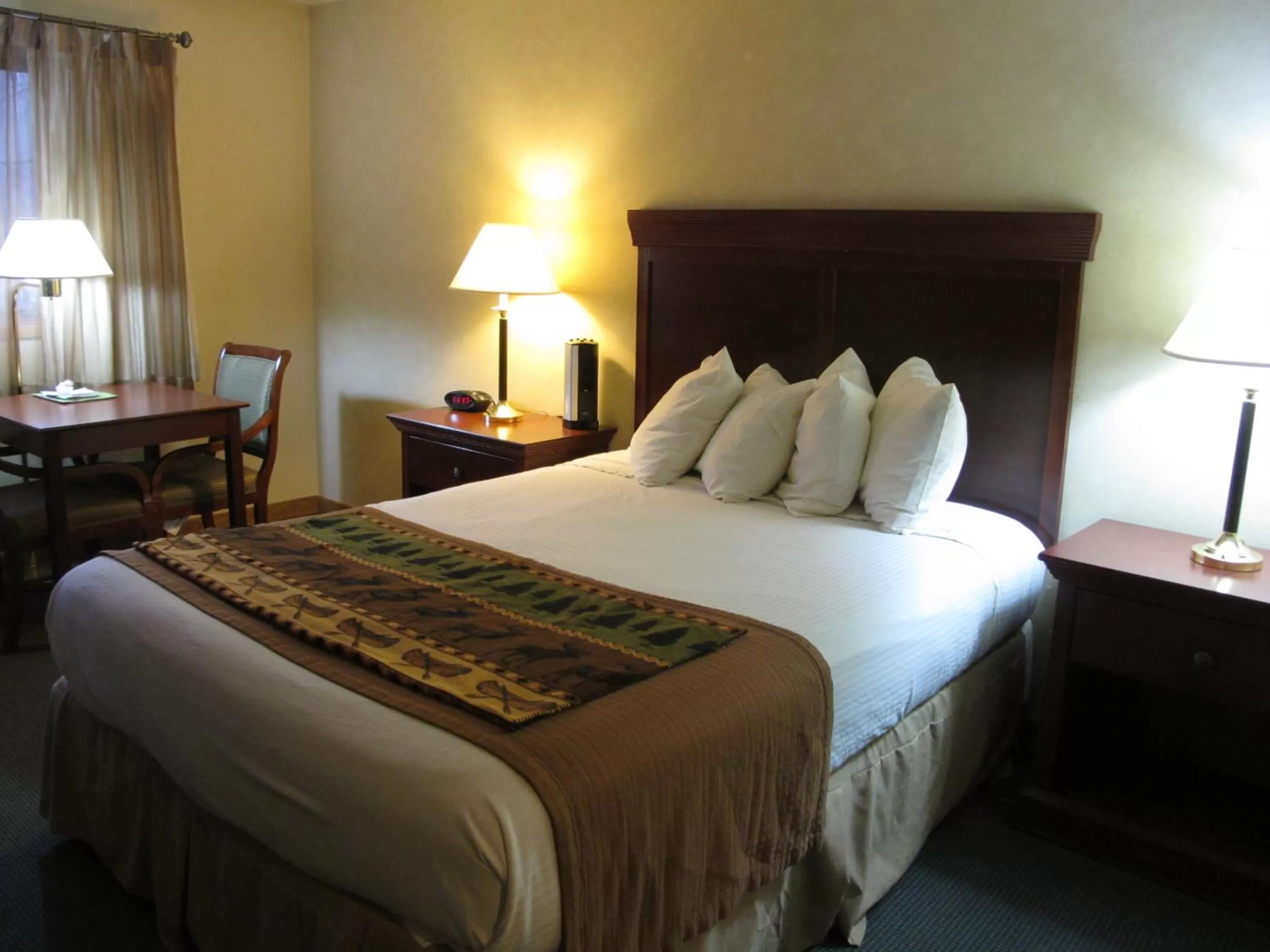 Best Western Lake Lucille Inn