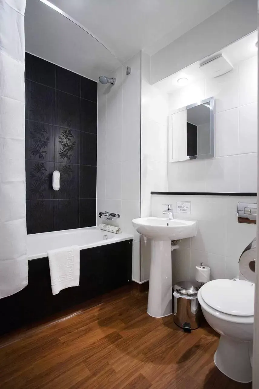 Twin Room in The White Lady Wetherspoon Twin Room in The White Lady Wetherspoon