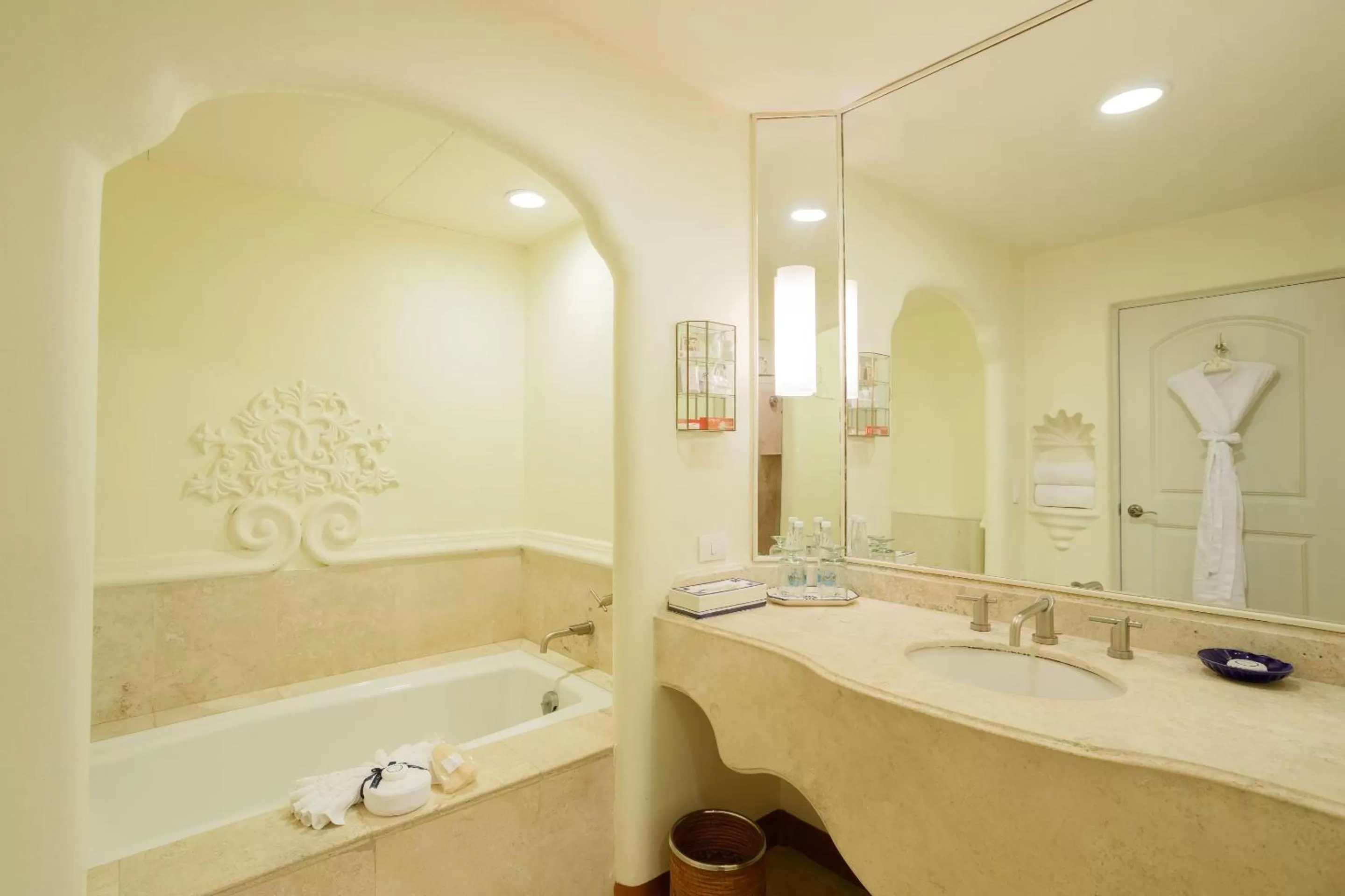 Bathroom in Quinta Real Acapulco