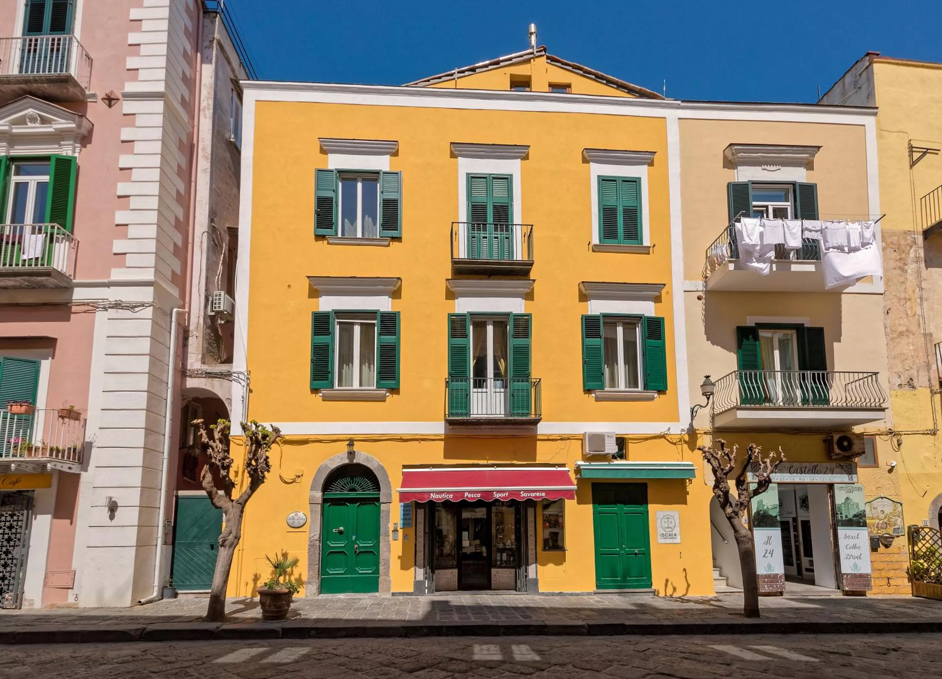 Property building in Villa Lieta