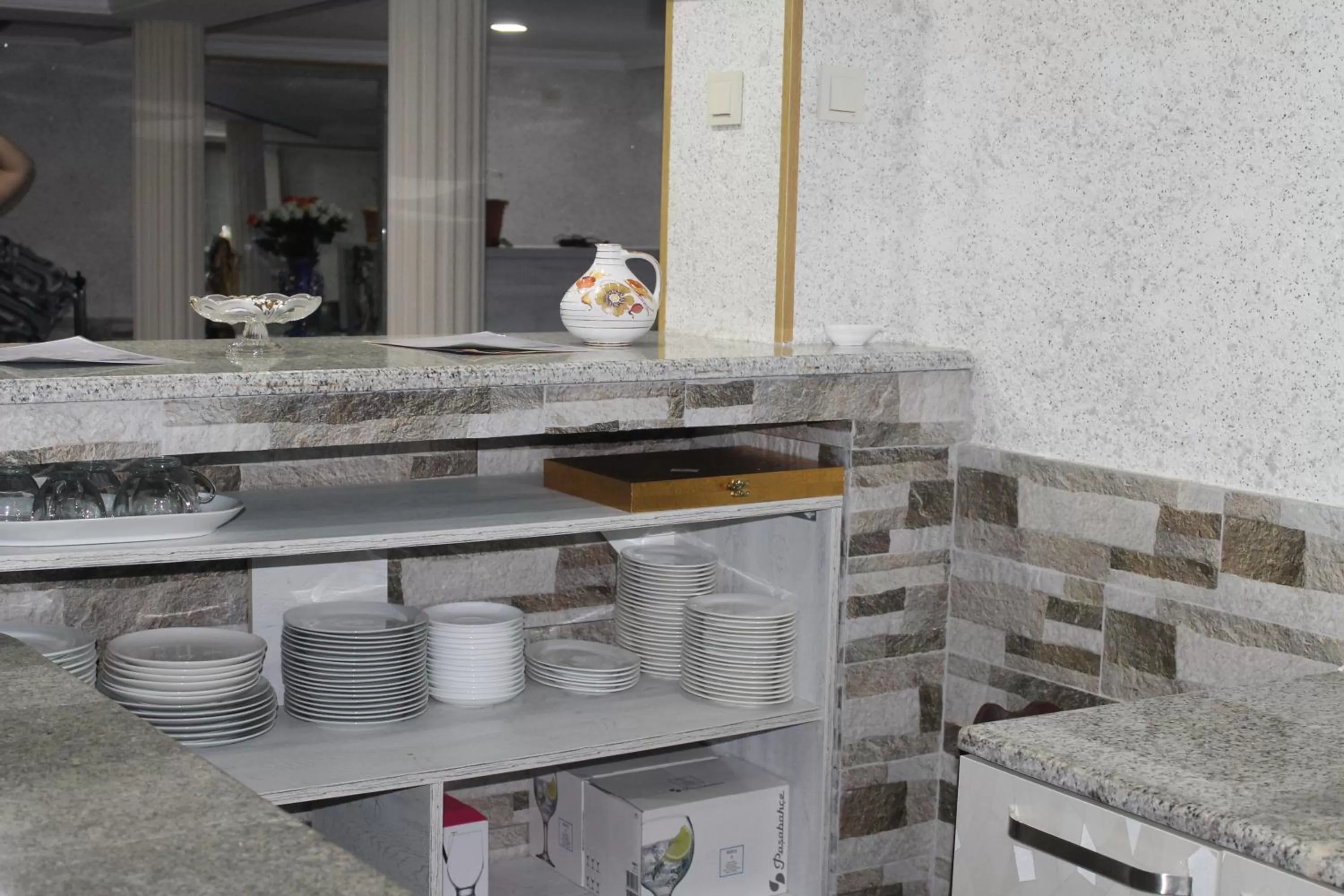 Kitchen or kitchenette in Hotel Tskhumi