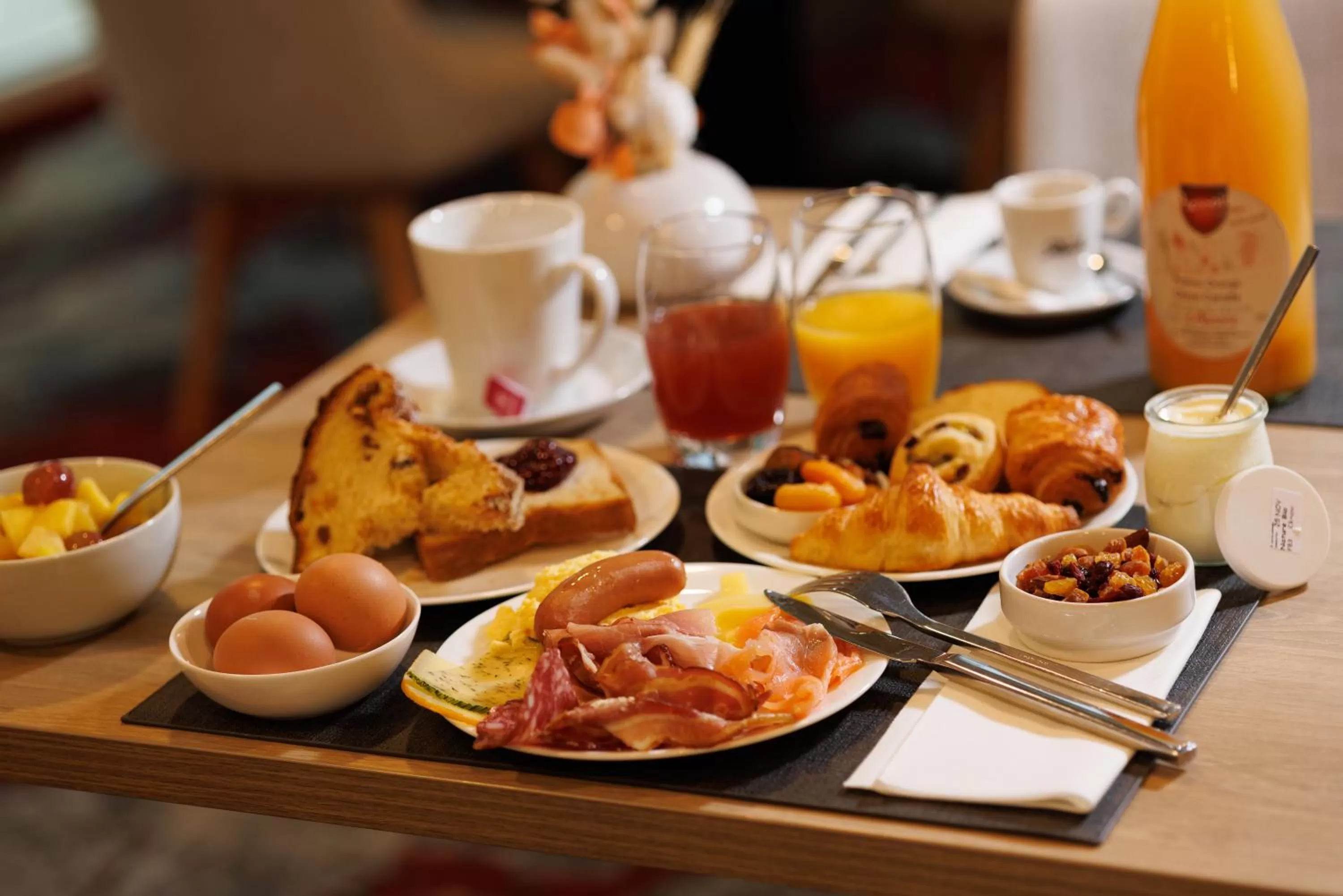 Breakfast in Hotel SPA Husseren Collections - Proche Colmar - Eguisheim