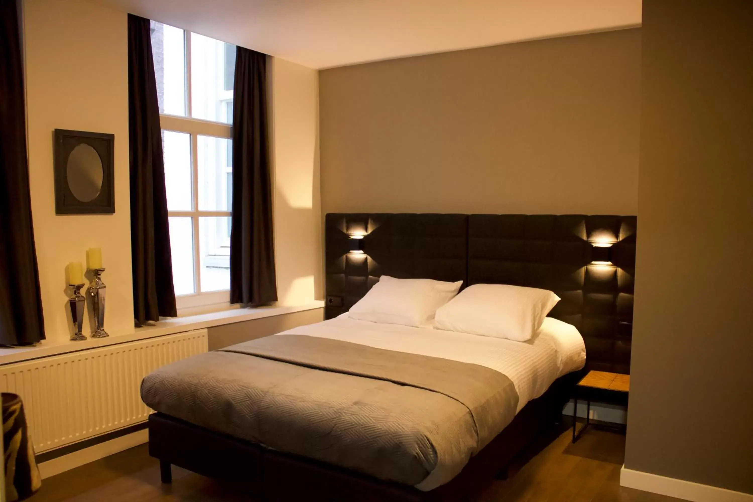 Family Room with Bathroom in Hotel Broer & Zus Family Room with Bathroom in Hotel Broer & Zus